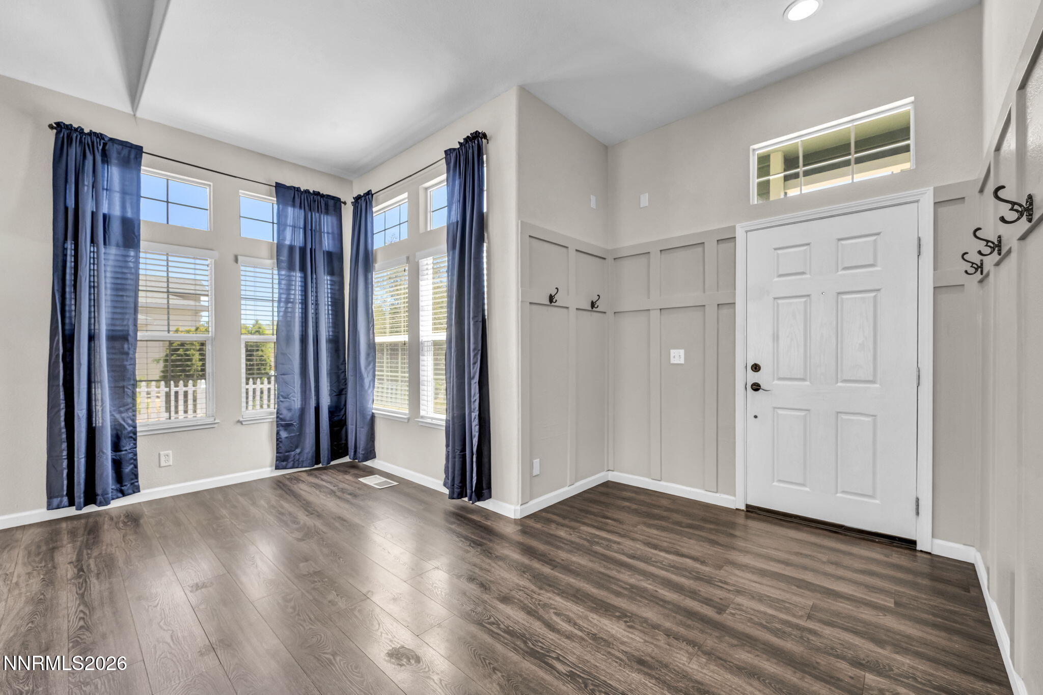 21105 Mount Evans Drive Property Photo 2