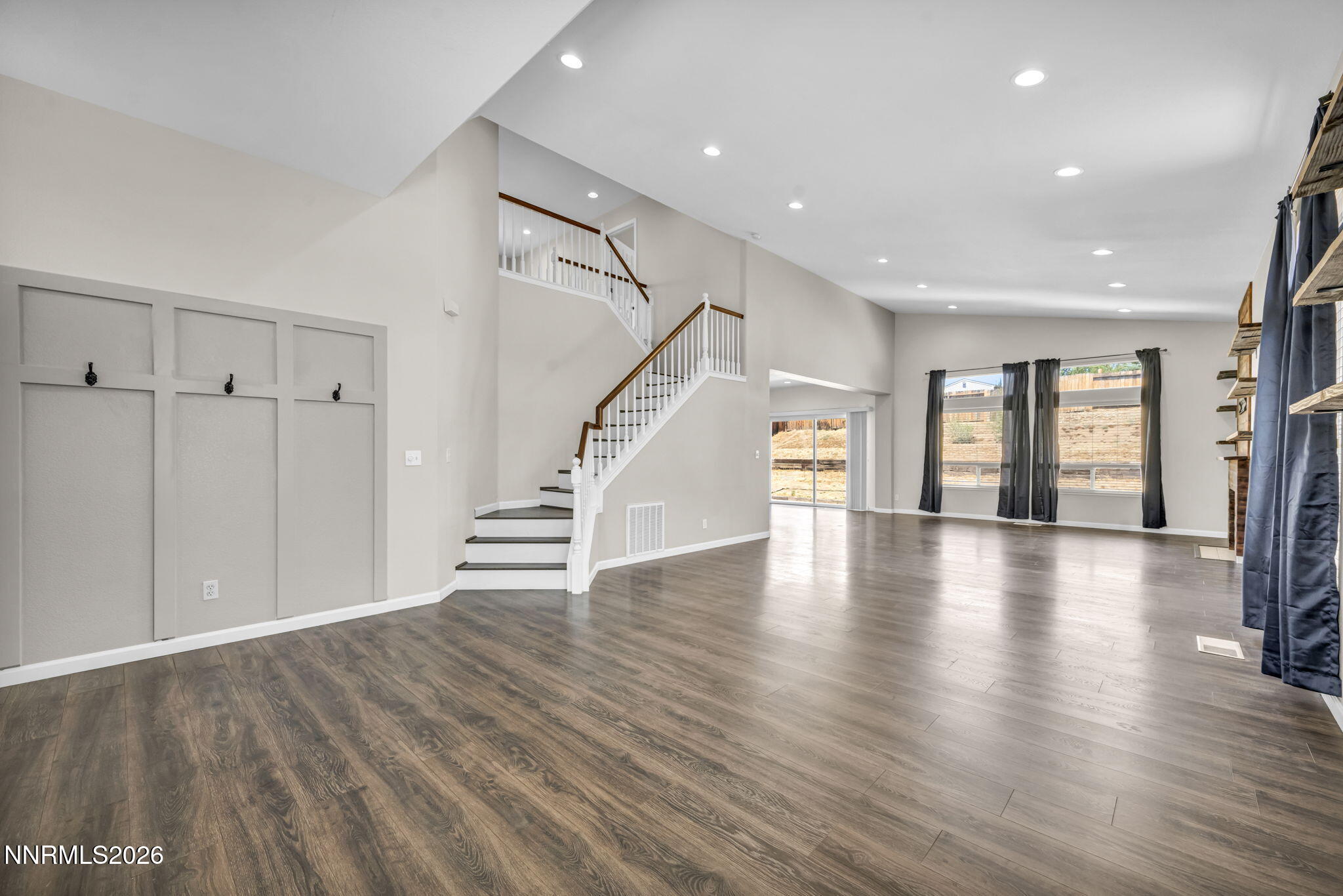 21105 Mount Evans Drive Property Photo 8