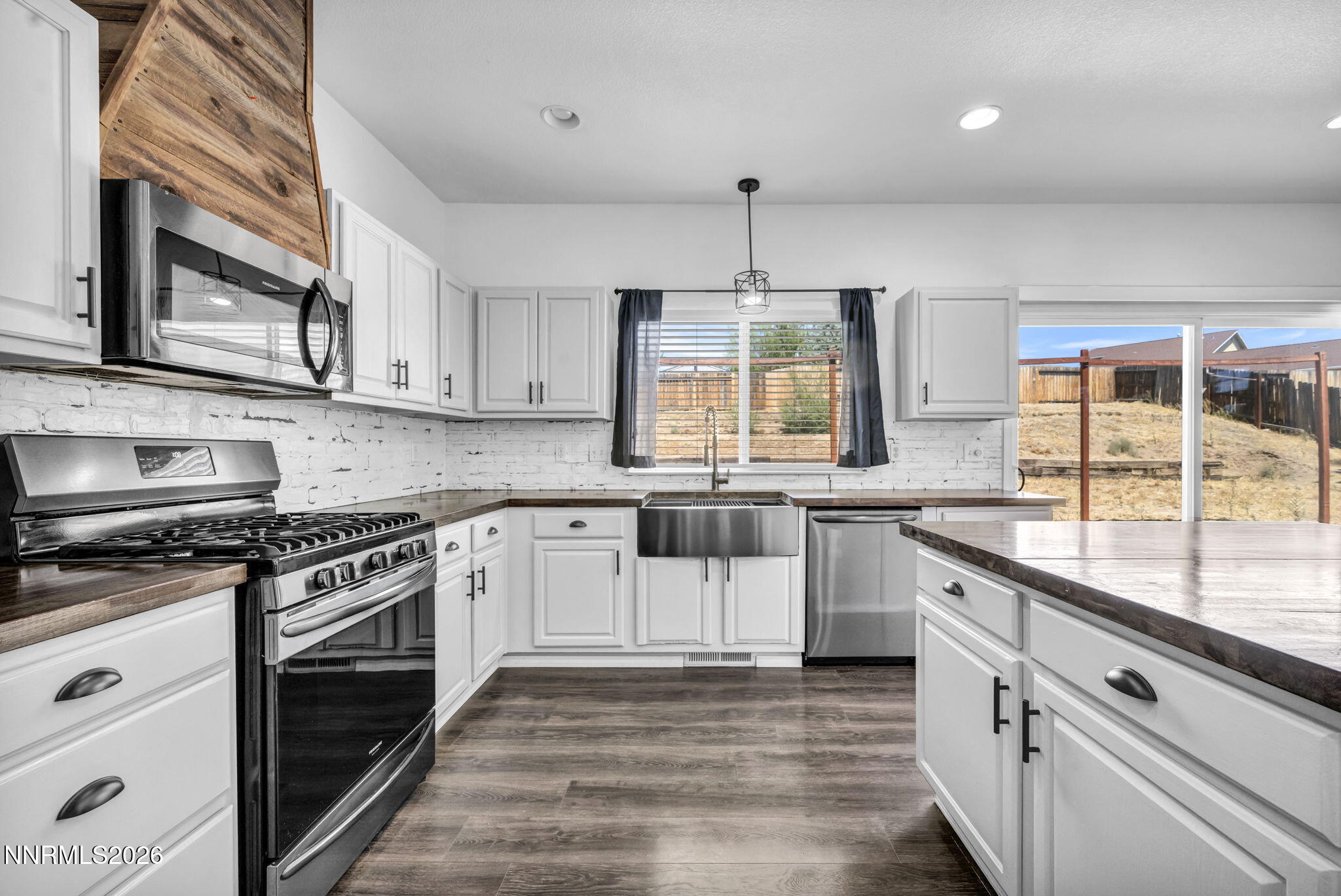 21105 Mount Evans Drive Property Photo 12