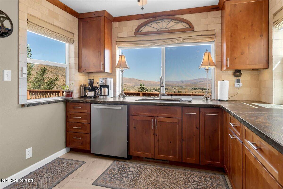 14395 N Red Rock Road Property Photo 11