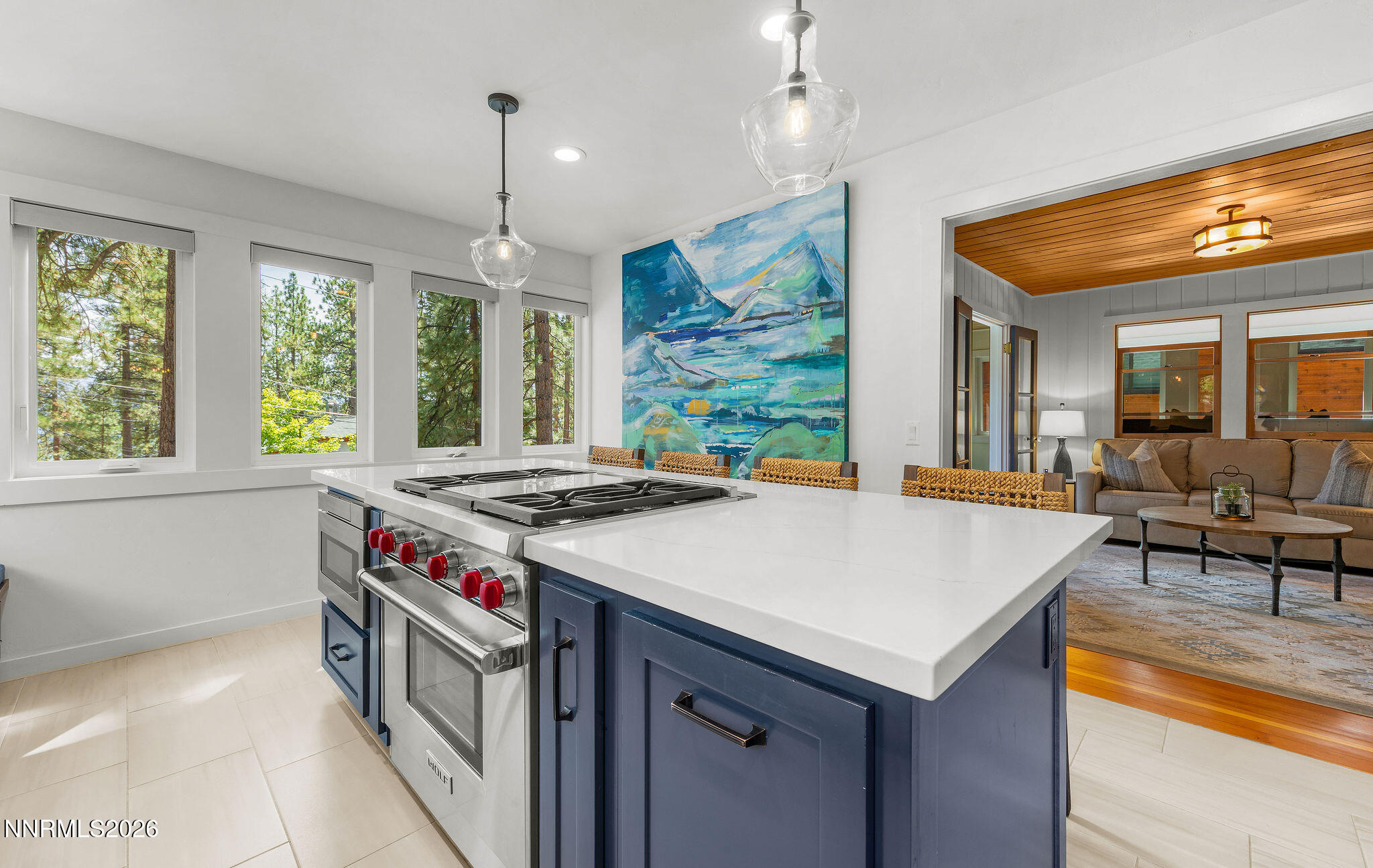 425 Lakeview Avenue Property Photo 8