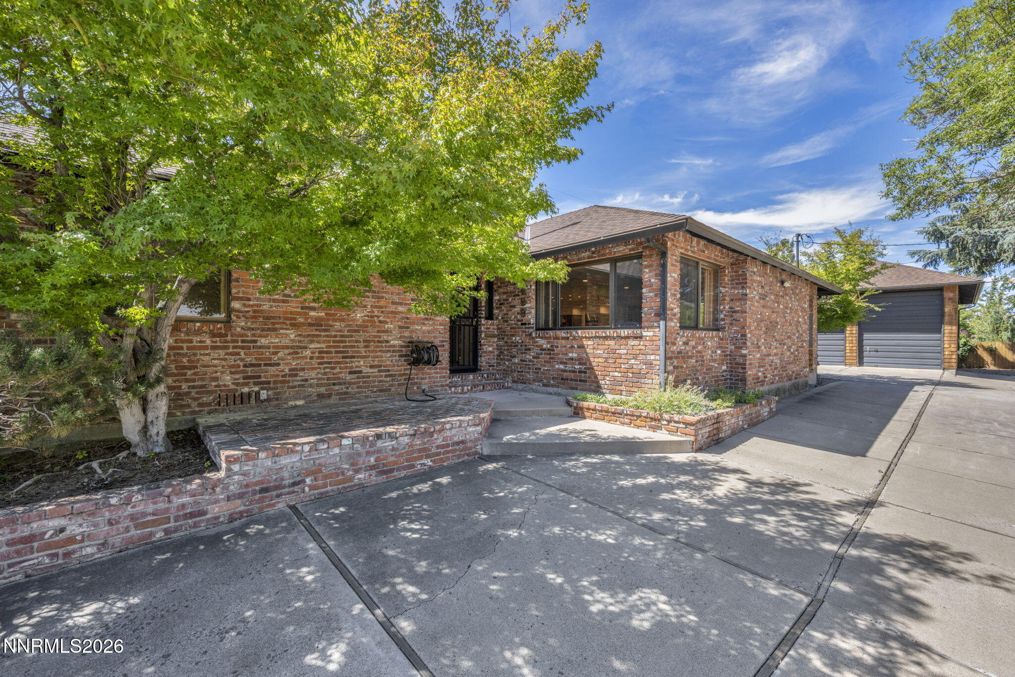 229 Bonnie Briar Place Property Photo 3