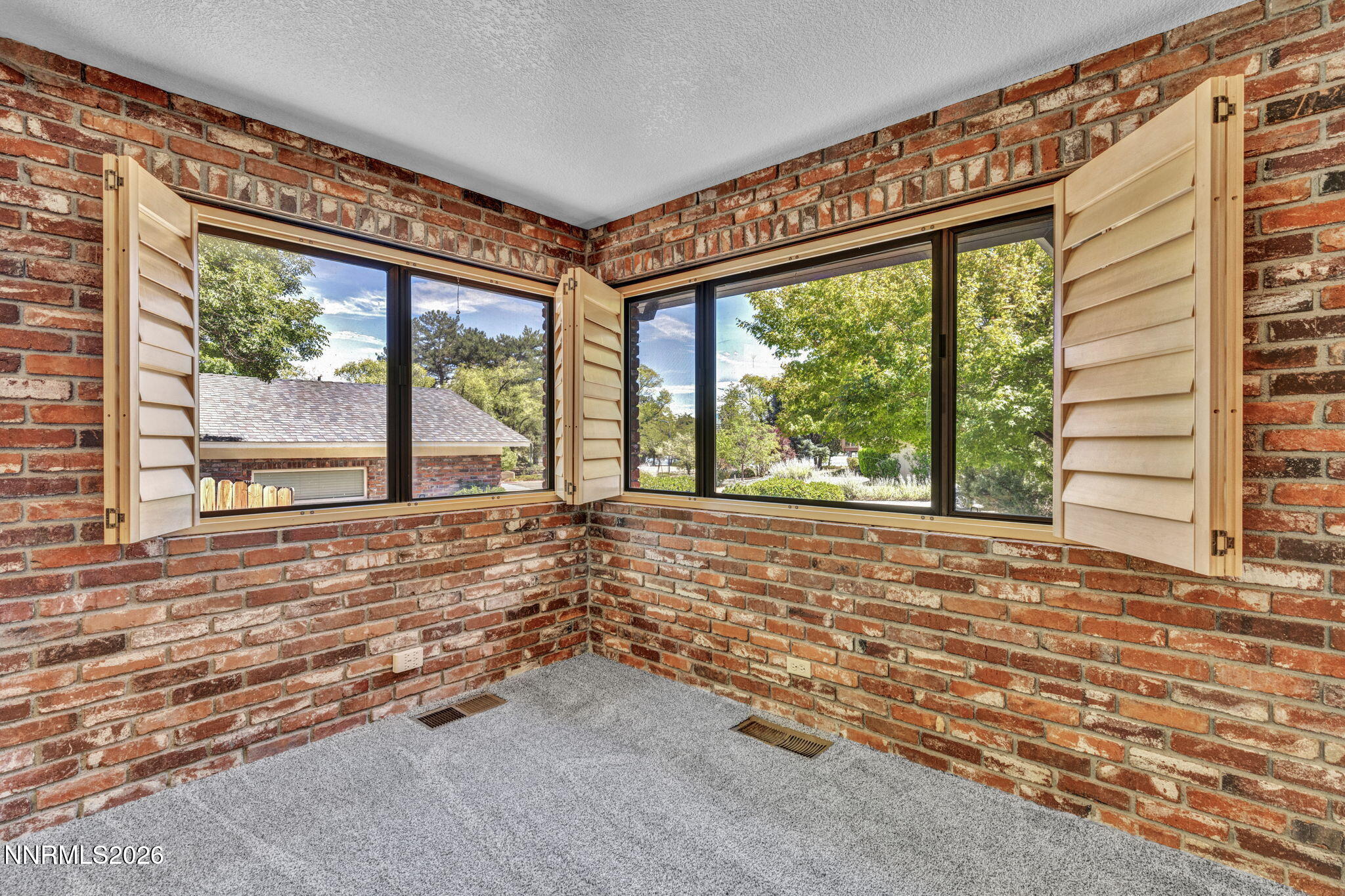 229 Bonnie Briar Place Property Photo 7