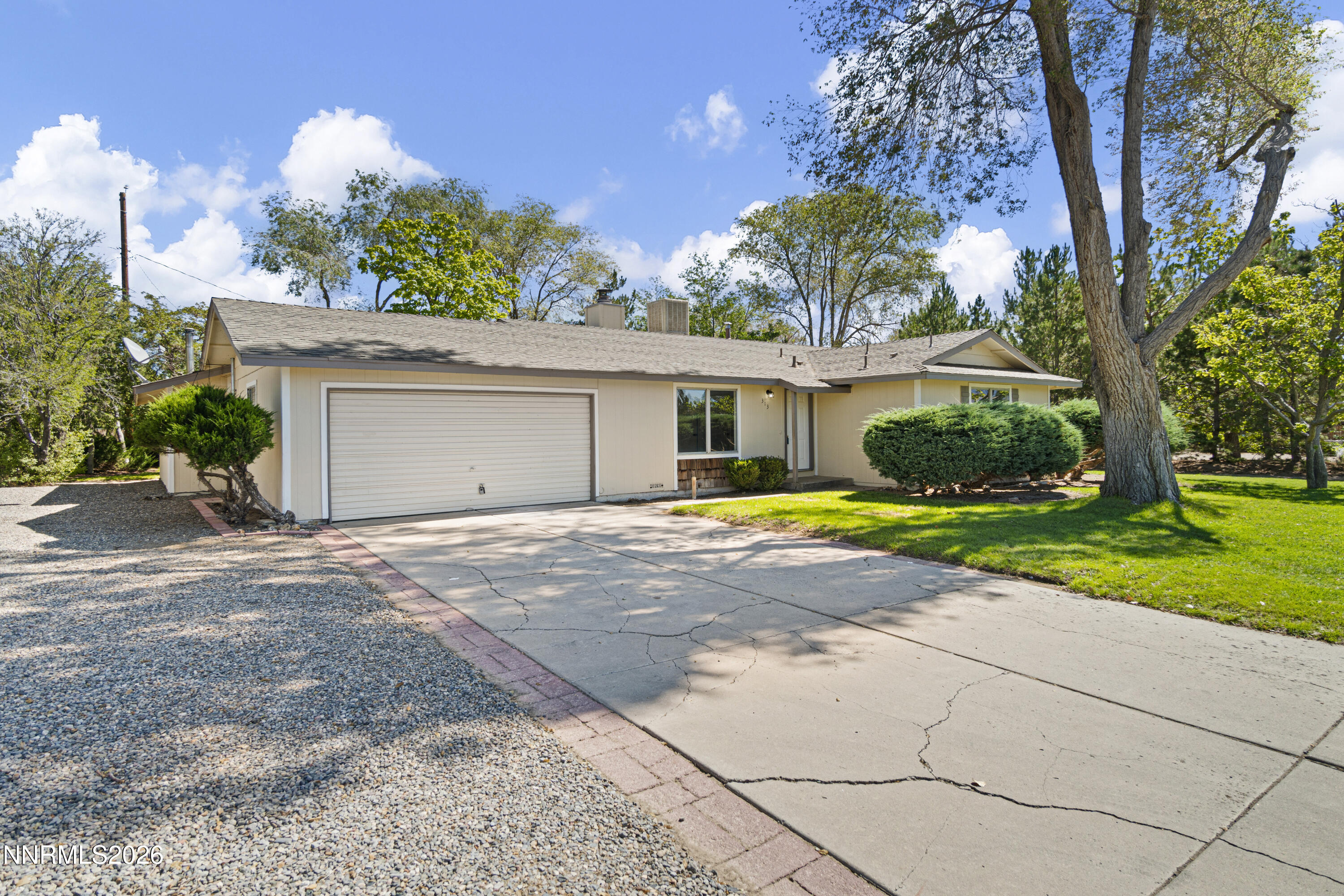 313 Riverboat Road Property Photo 6