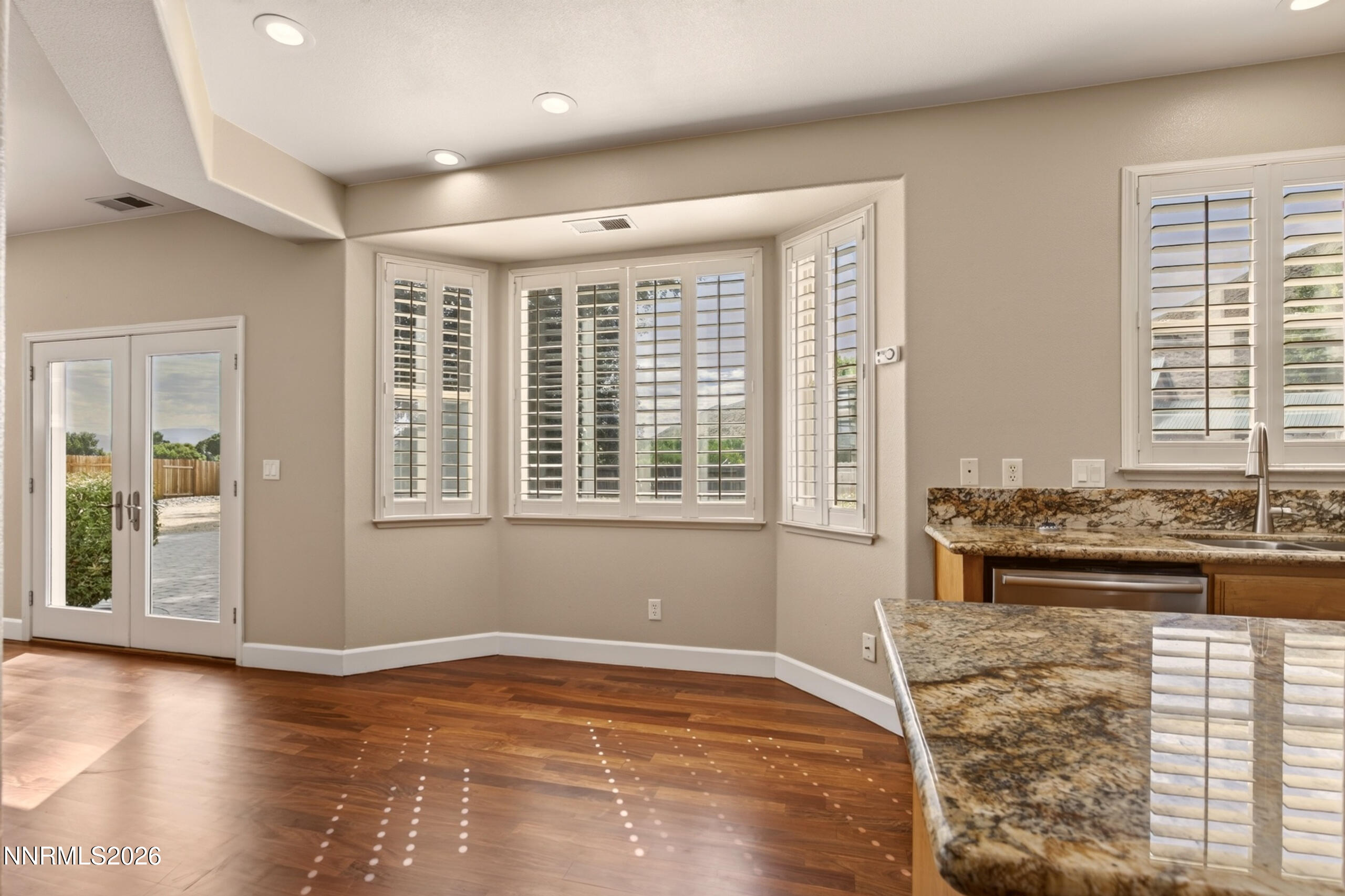 500 Oxford Court Property Photo 15