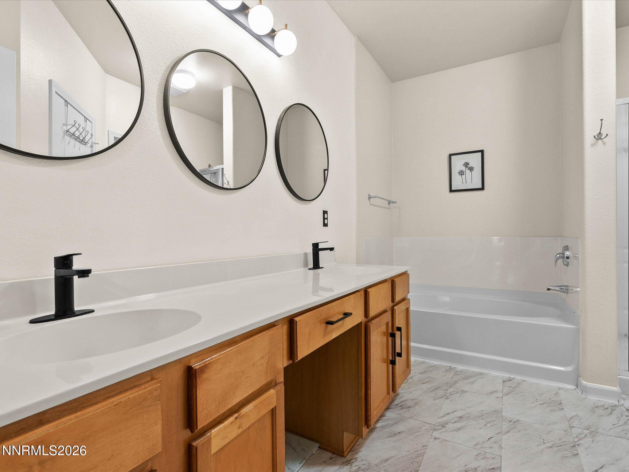 9050 Double R Boulevard Apt 1421 Property Photo 15