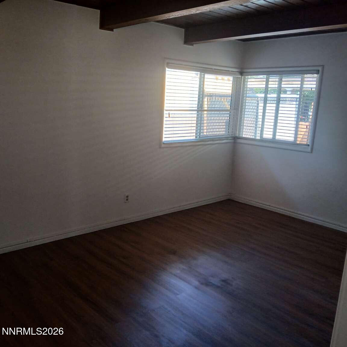 620 Winston Drive Property Photo 4