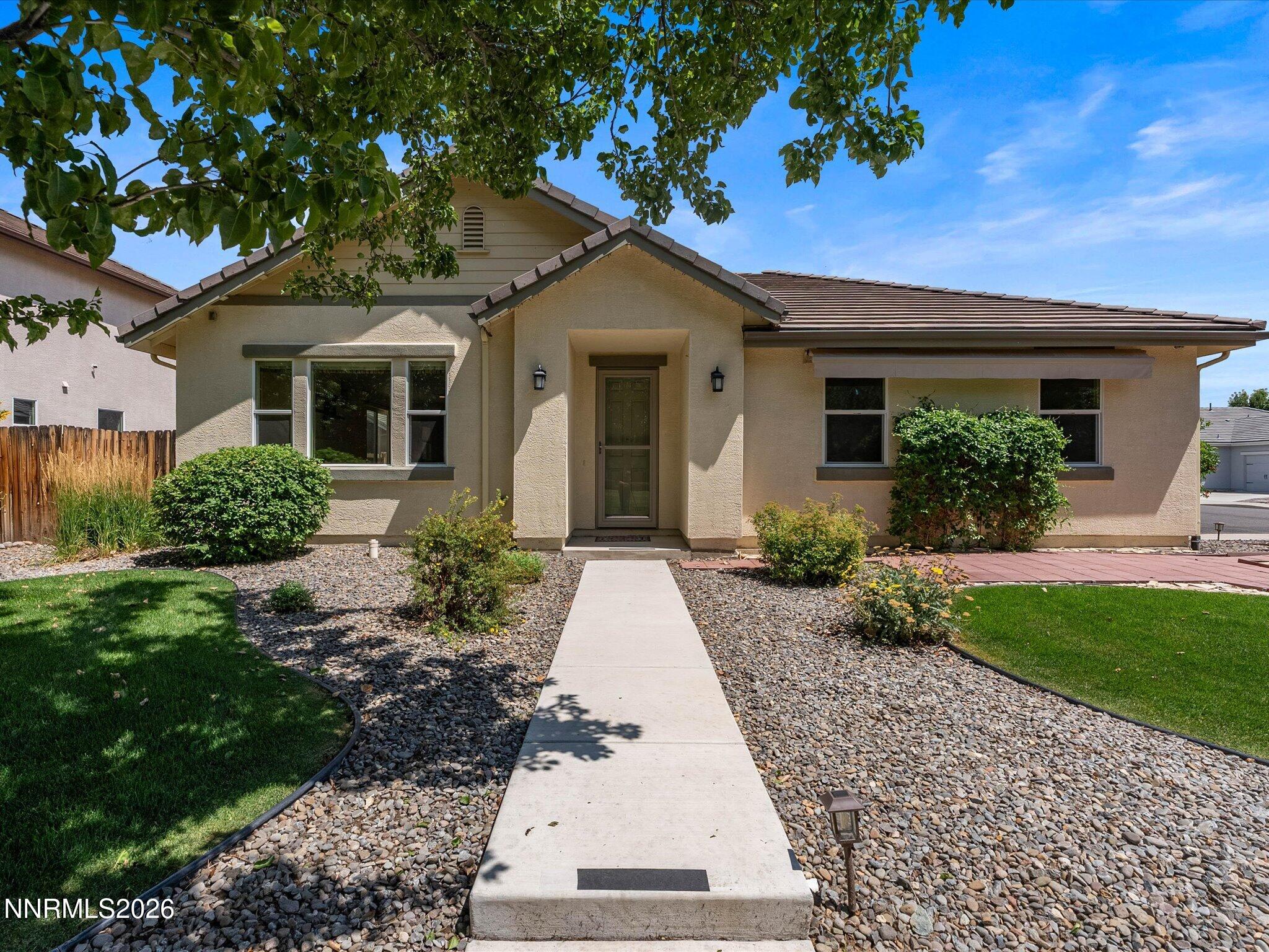 1106 Fiore Court Property Photo 2