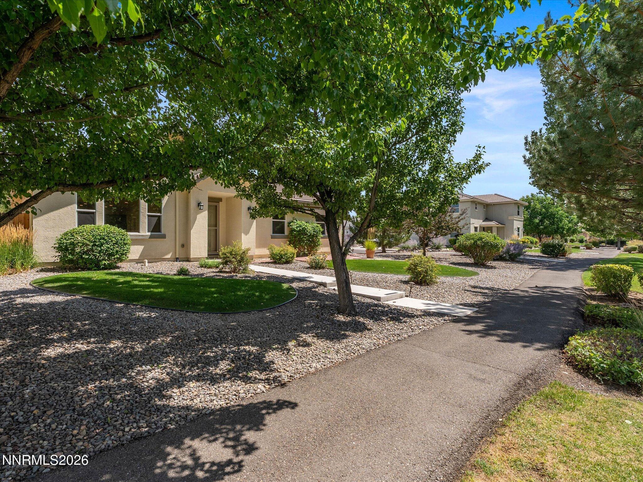 1106 Fiore Court Property Photo 6