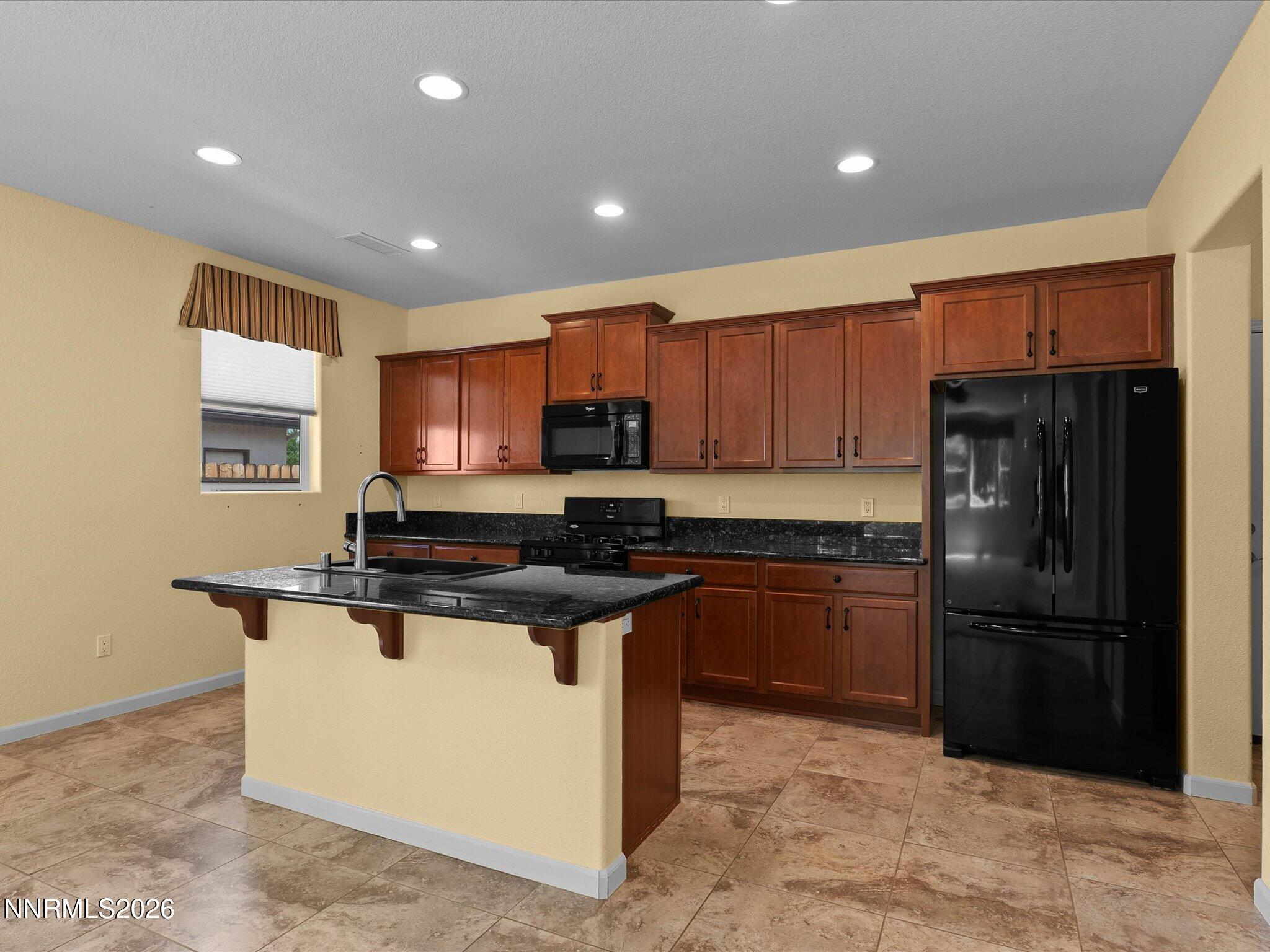 1106 Fiore Court Property Photo 18