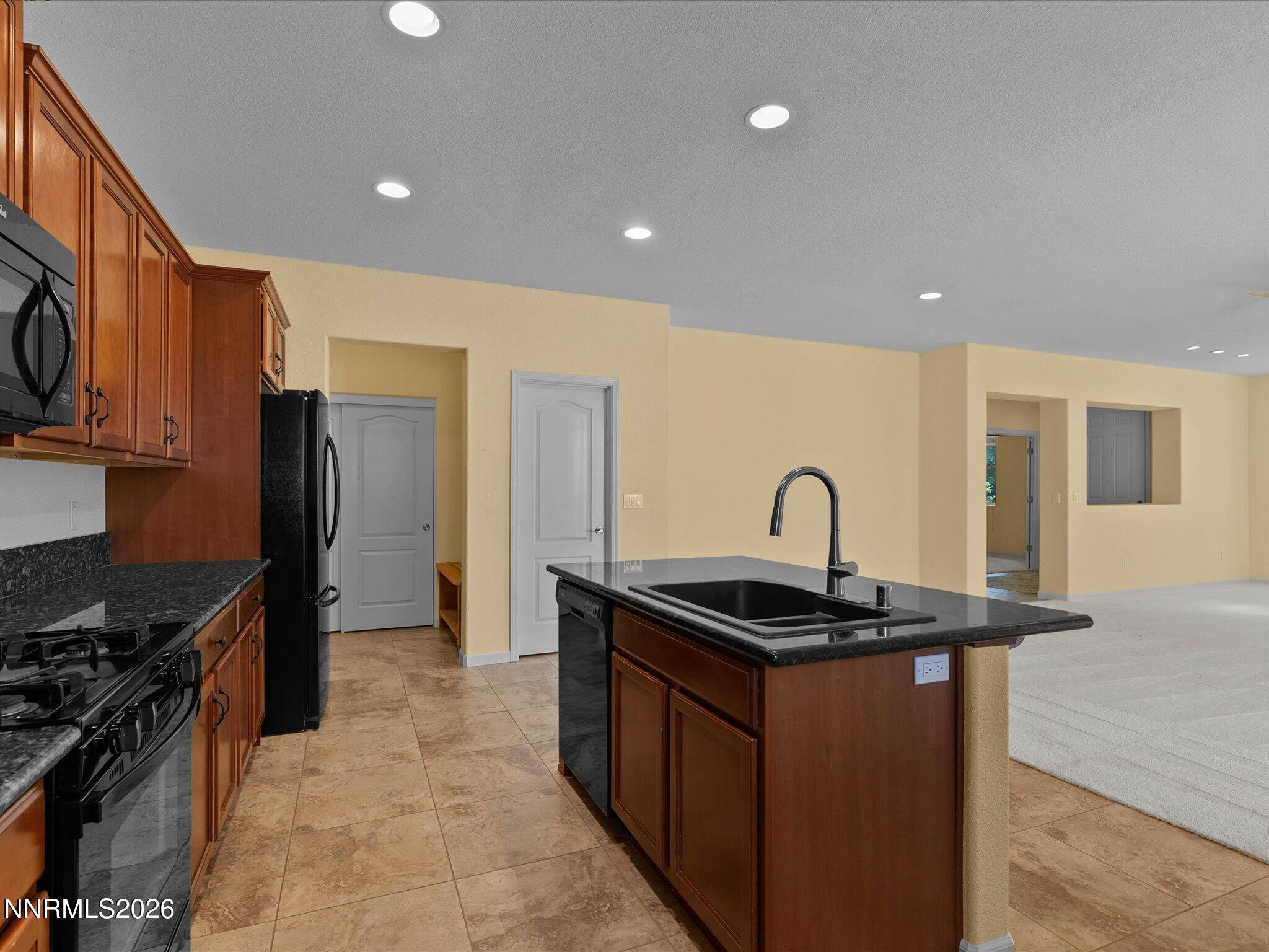 1106 Fiore Court Property Photo 19