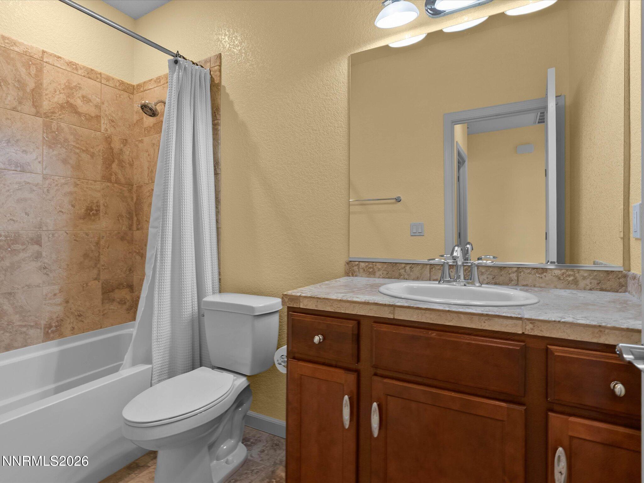 1106 Fiore Court Property Photo 36
