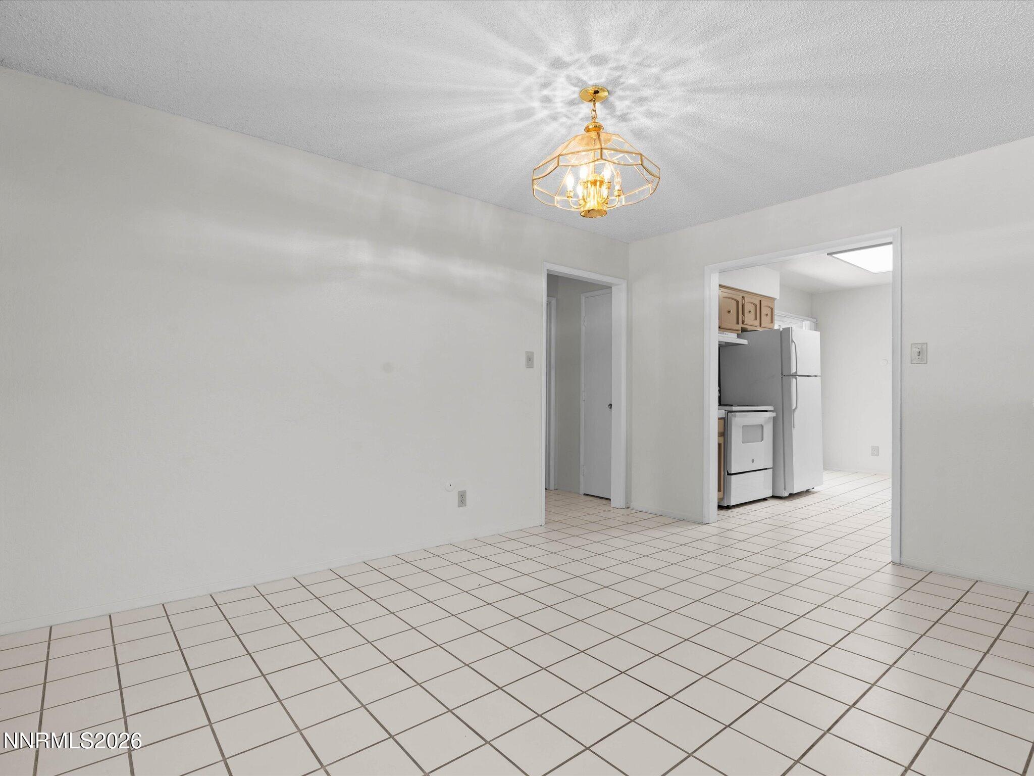 1590 York Way Property Photo 14