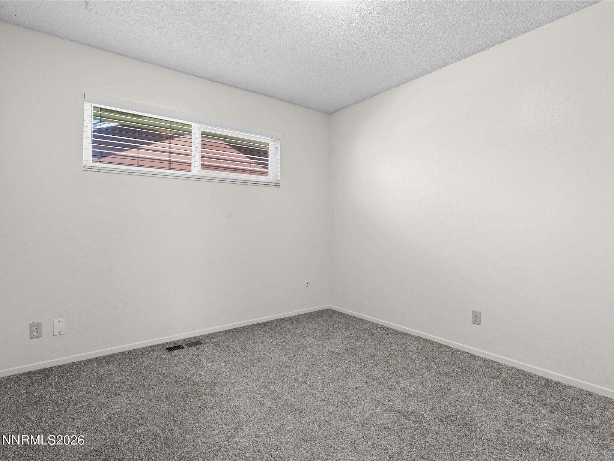 1590 York Way Property Photo 20