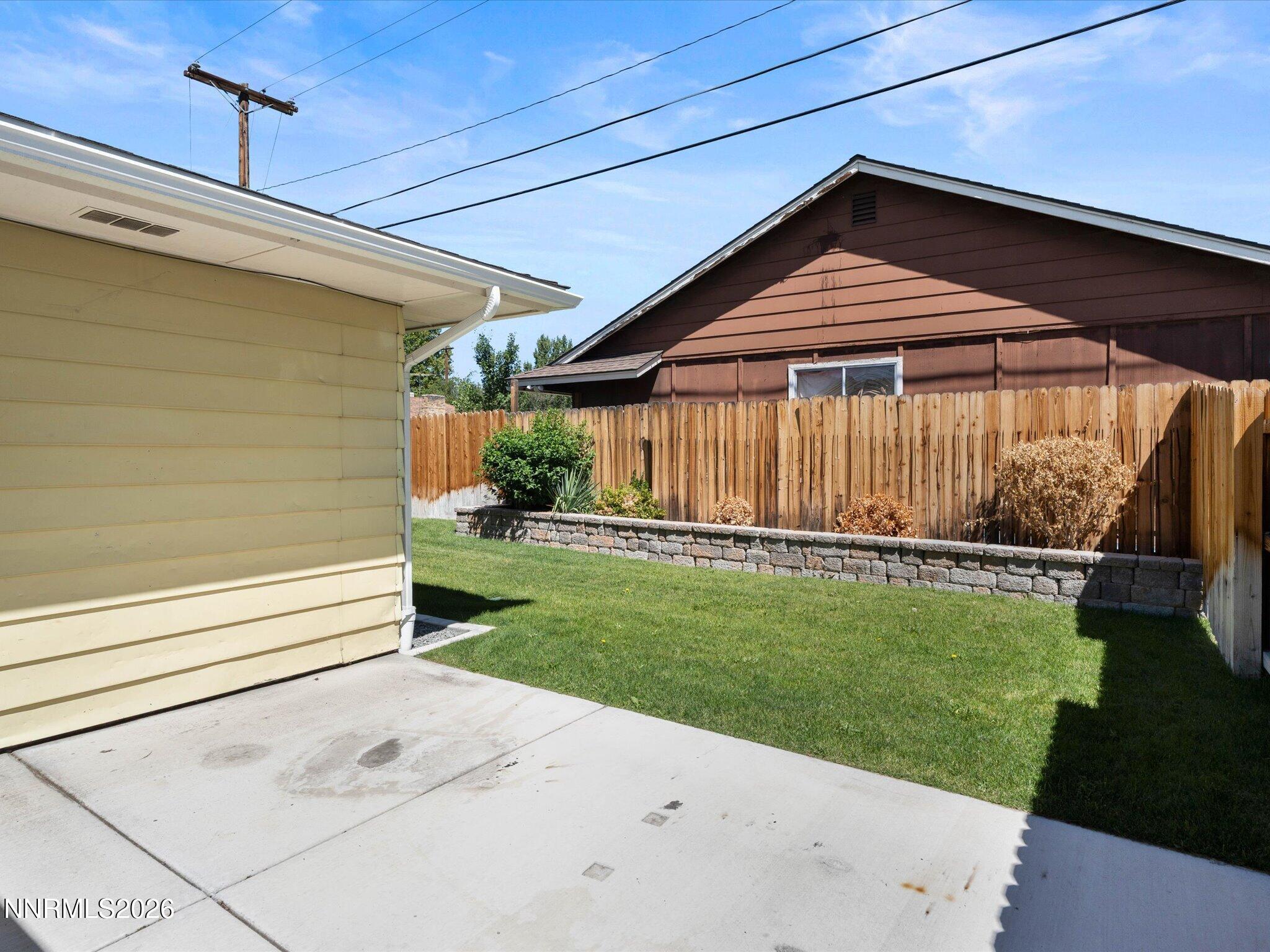 1590 York Way Property Photo 27