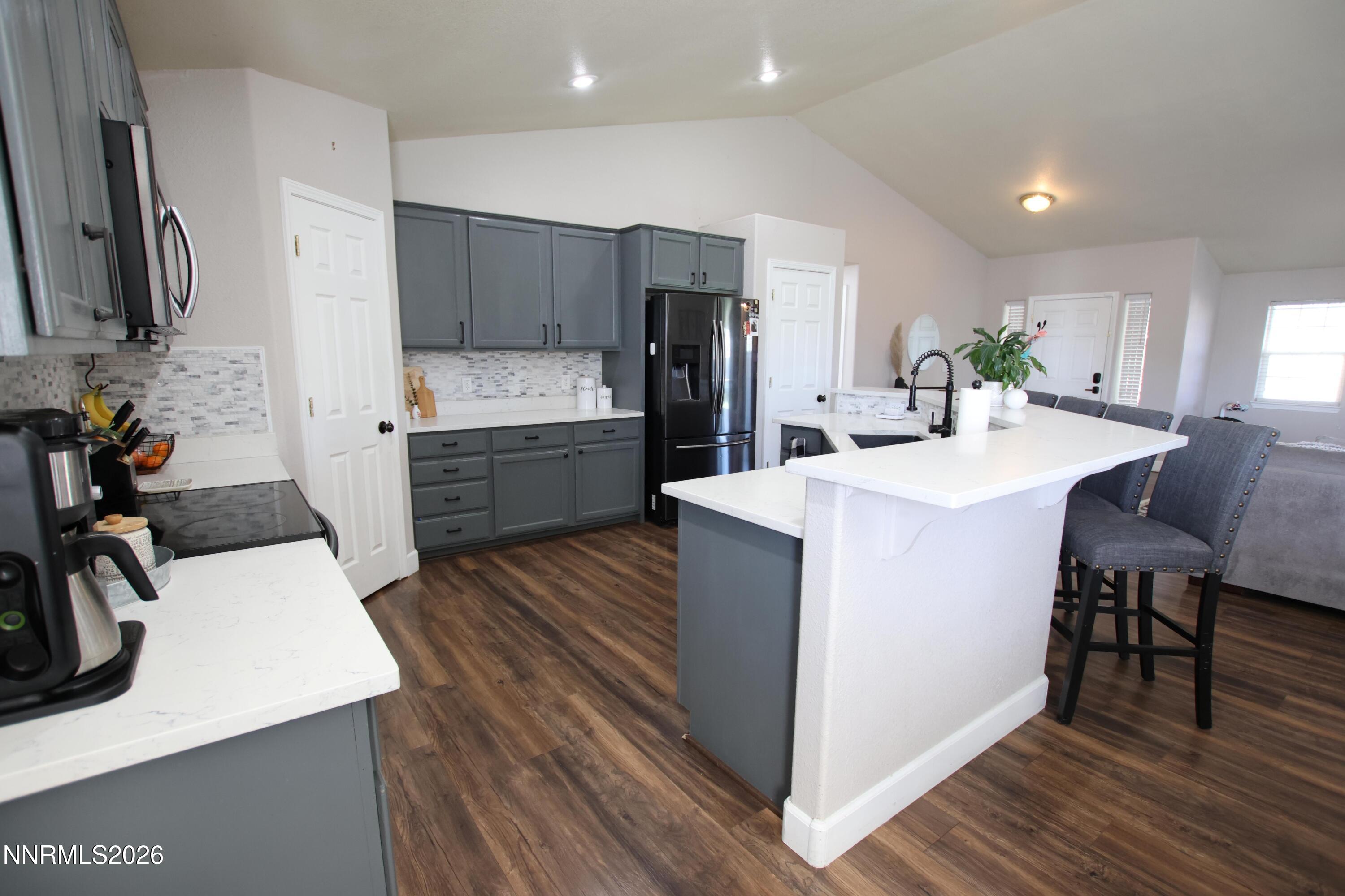 396 Sprague Drive Property Photo 11