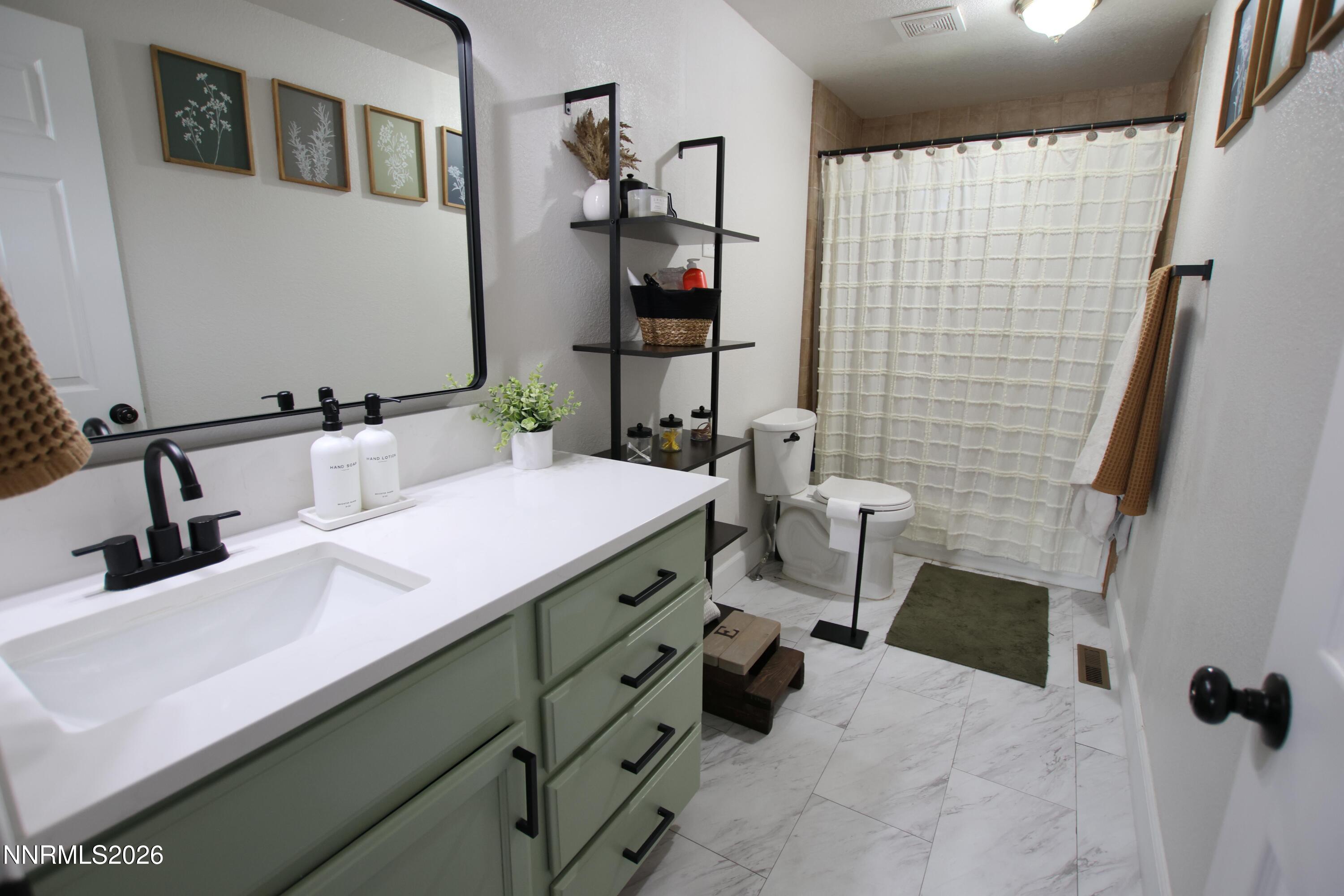 396 Sprague Drive Property Photo 16
