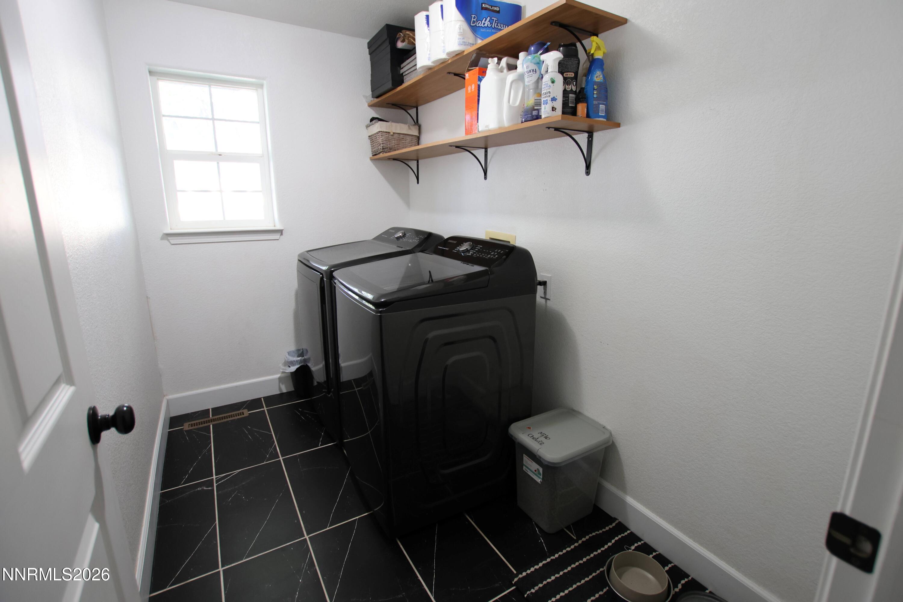 396 Sprague Drive Property Photo 17