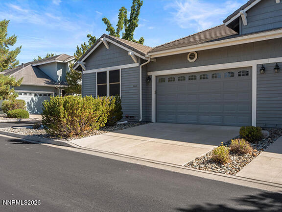 6664 Aston Circle Property Photo 4