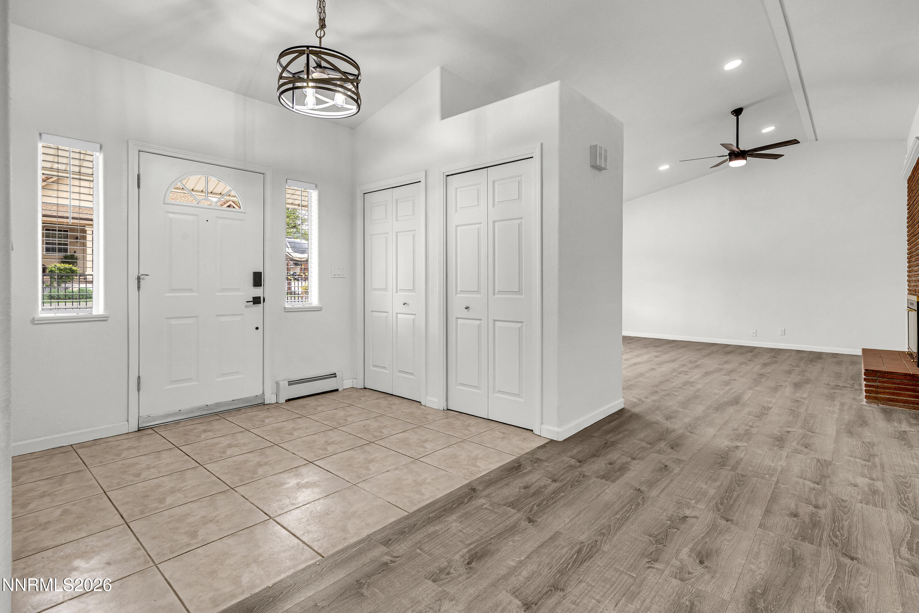 1435 Hunter Lake Drive Property Photo 2