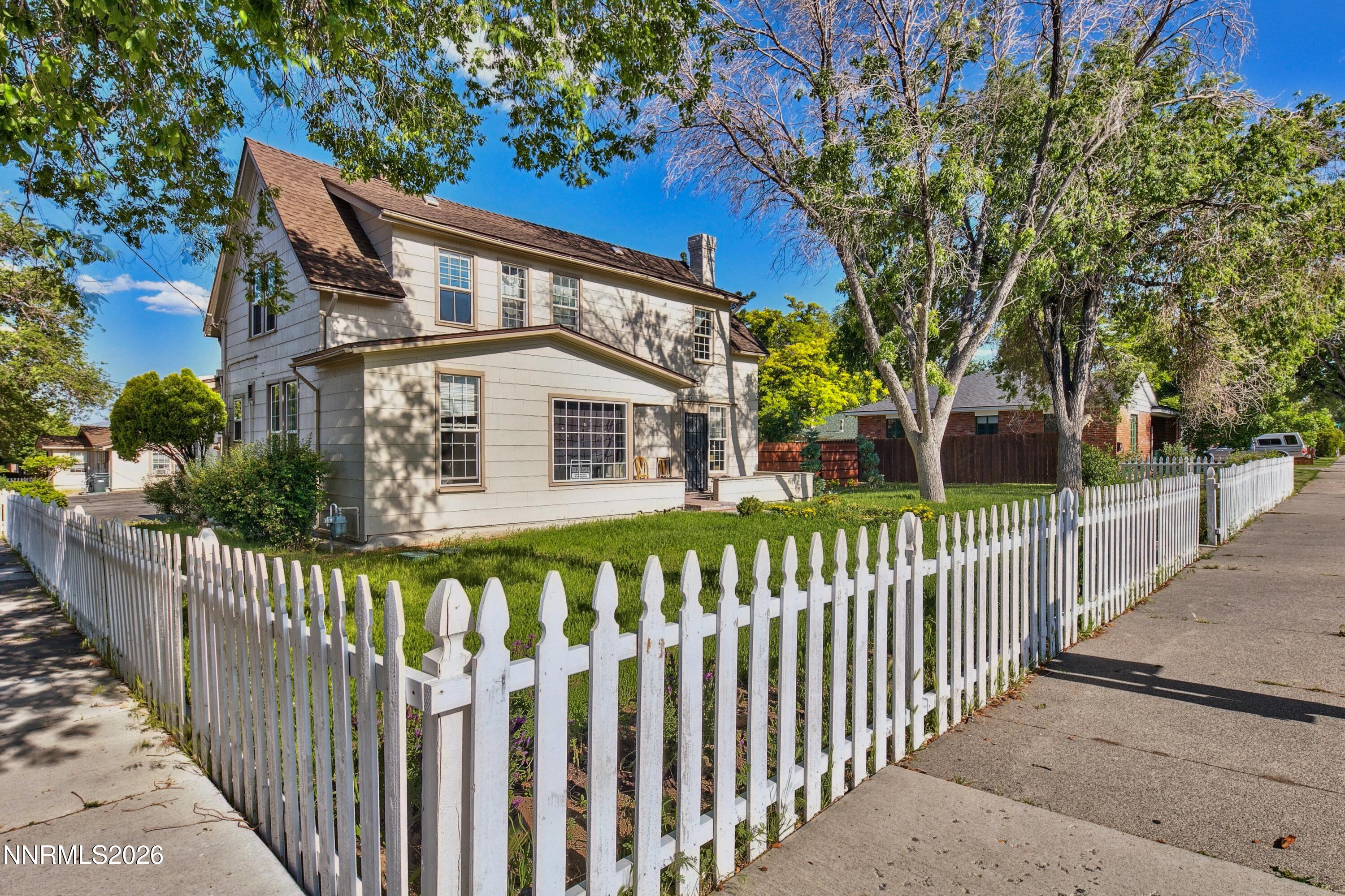 1002 S Arlington Avenue