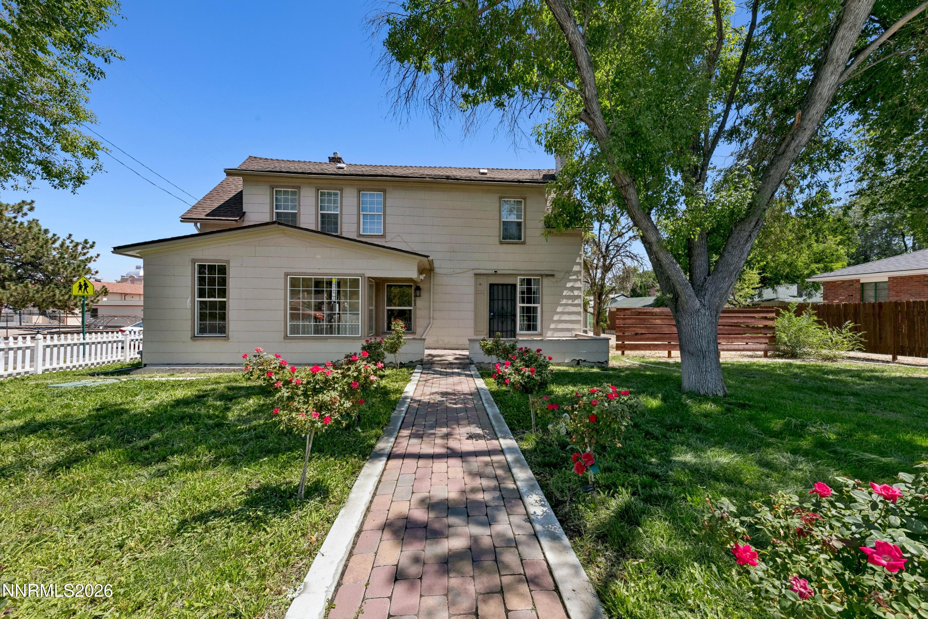 1002 S Arlington Avenue Property Photo 3