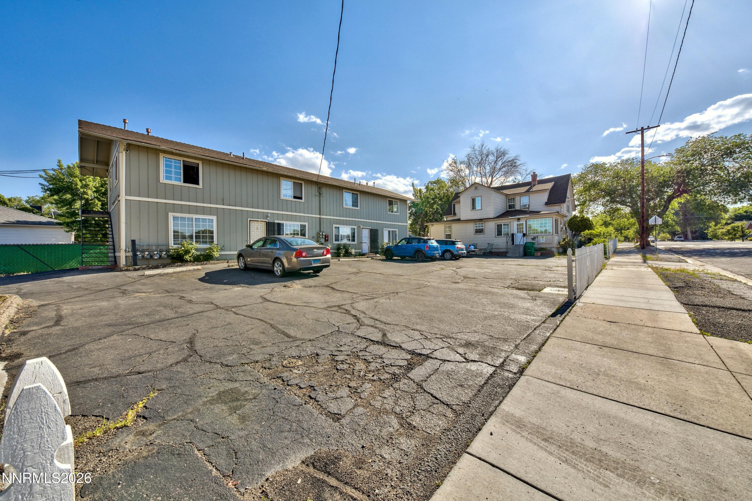 1002 S Arlington Avenue Property Photo 6