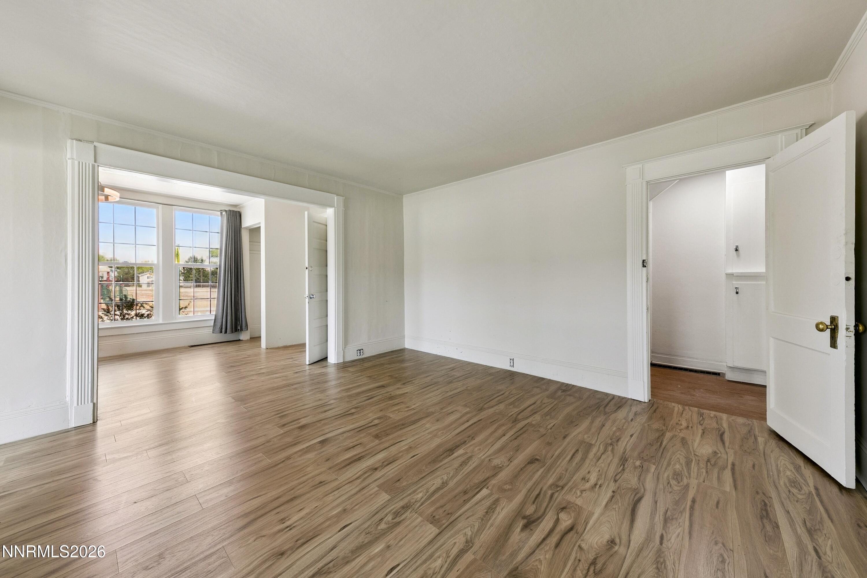1002 S Arlington Avenue Property Photo 10