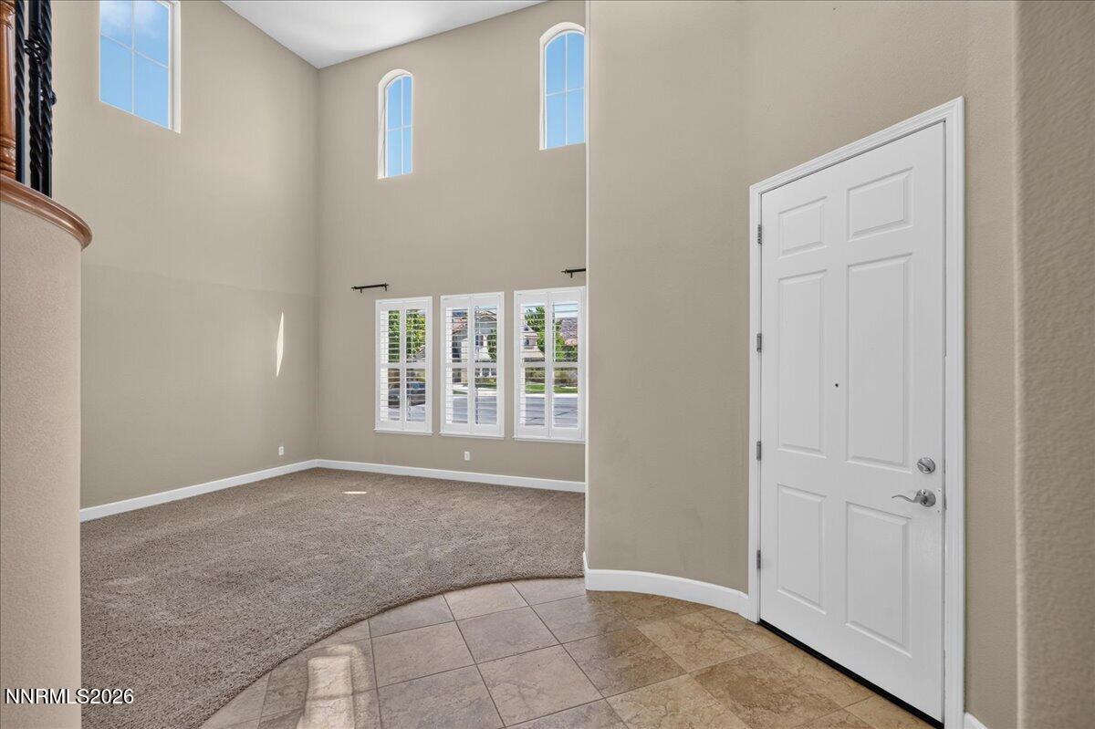 6575 Black Hills Court Property Photo 9