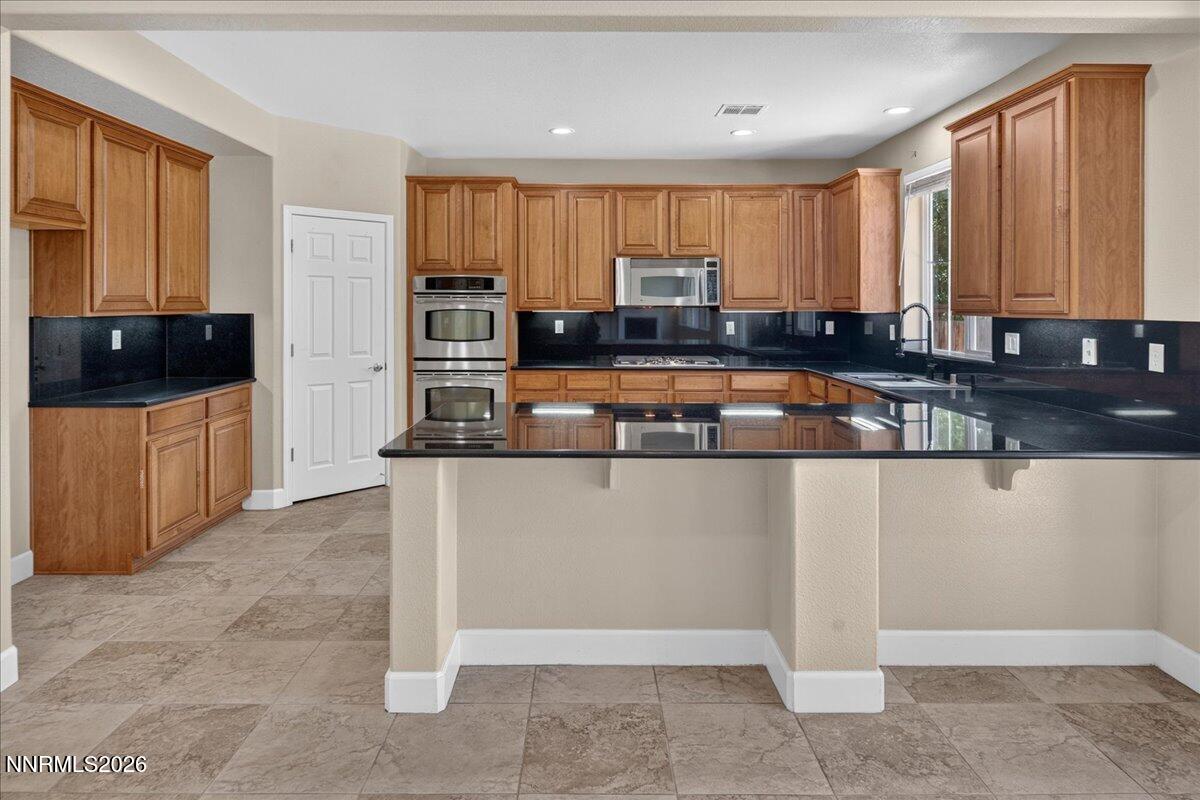 6575 Black Hills Court Property Photo 21