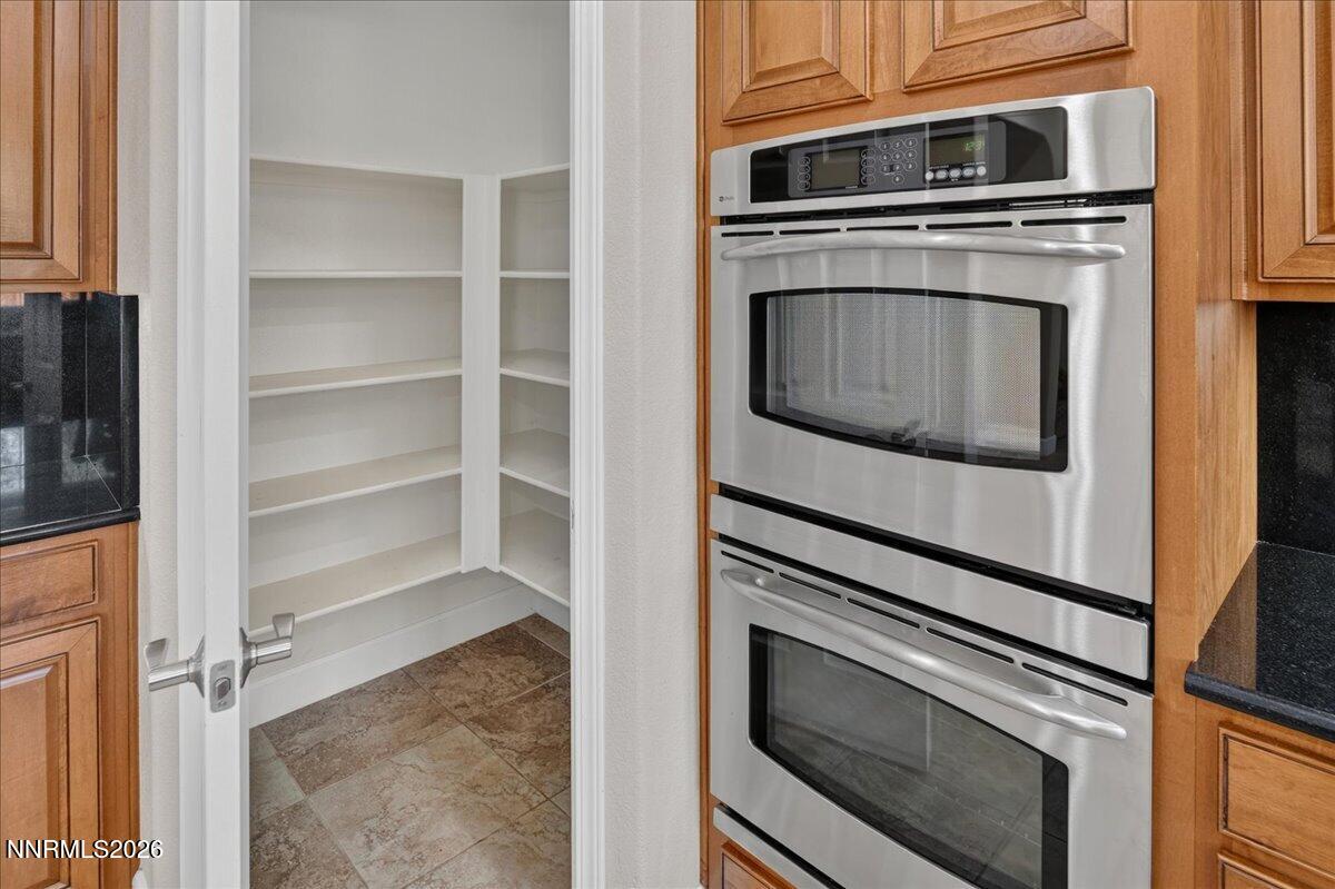 6575 Black Hills Court Property Photo 26
