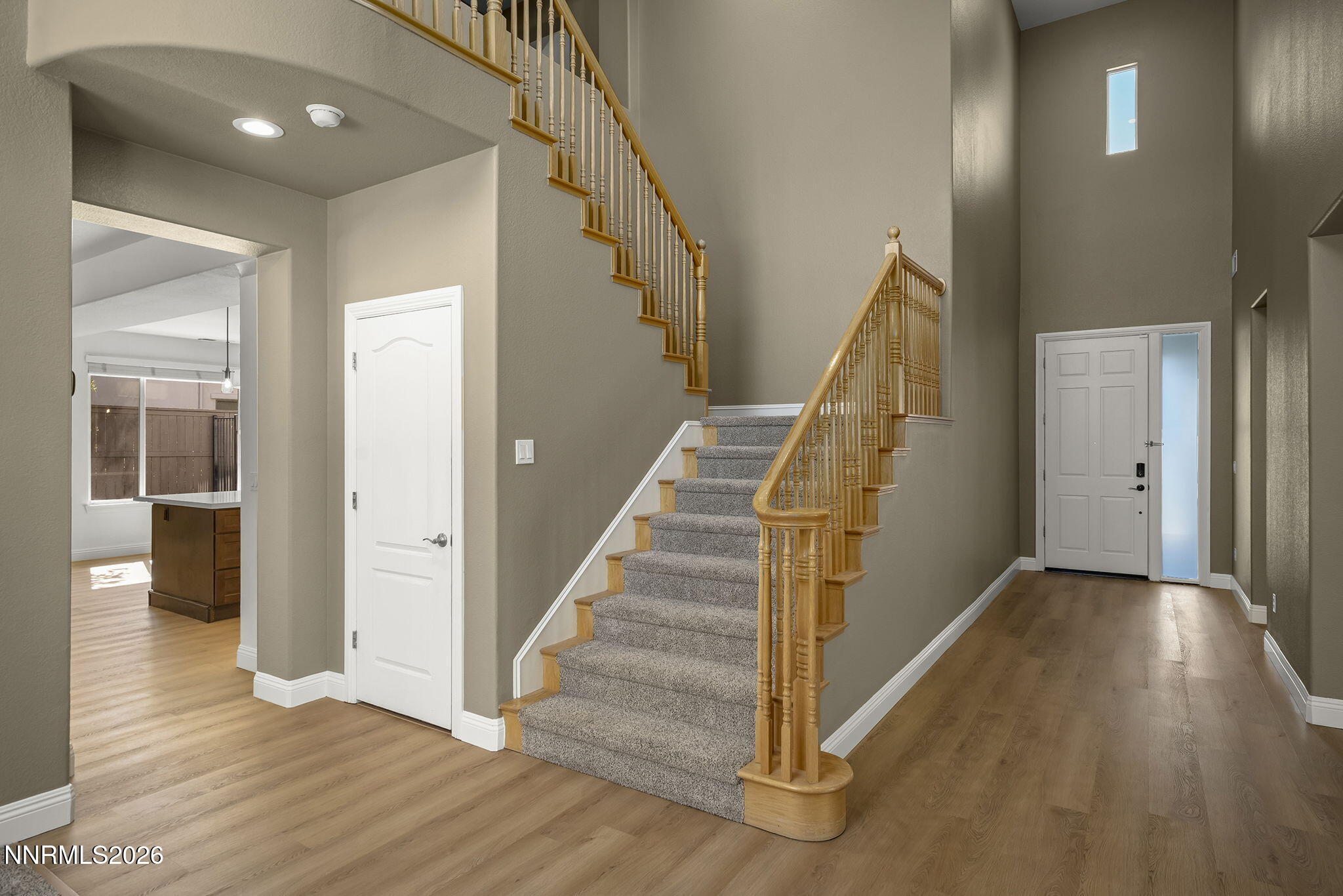 611 Caspian Court Property Photo 8
