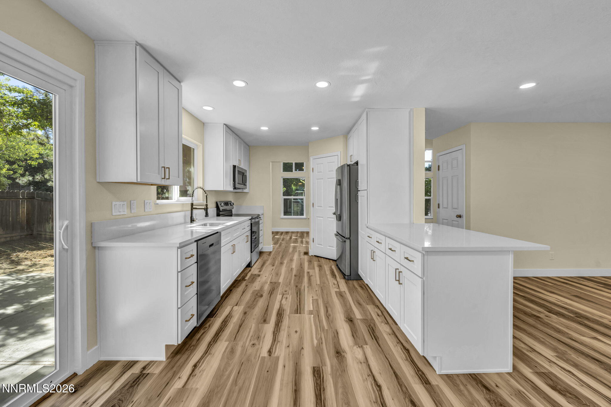 5381 Ladybug Court Property Photo 11