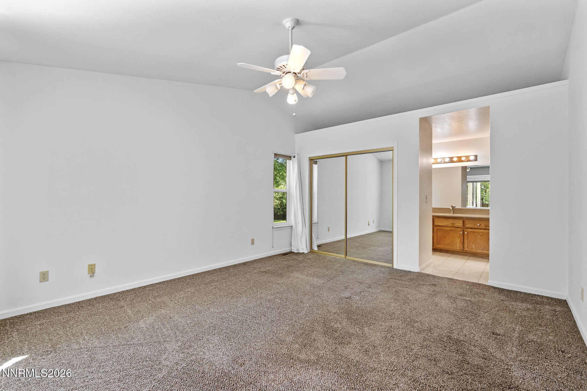 865 Longleaf Place Property Photo 14