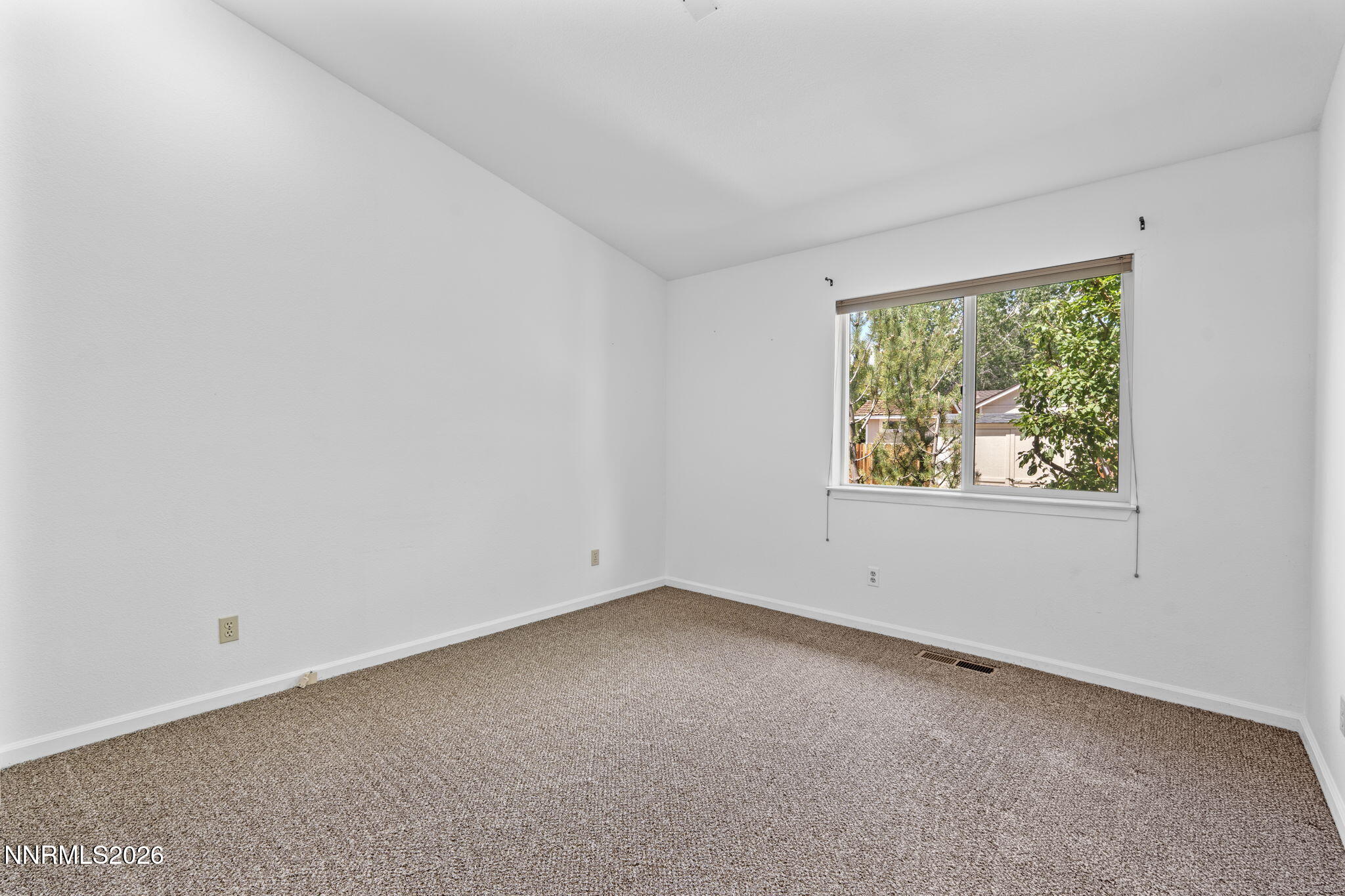 865 Longleaf Place Property Photo 15