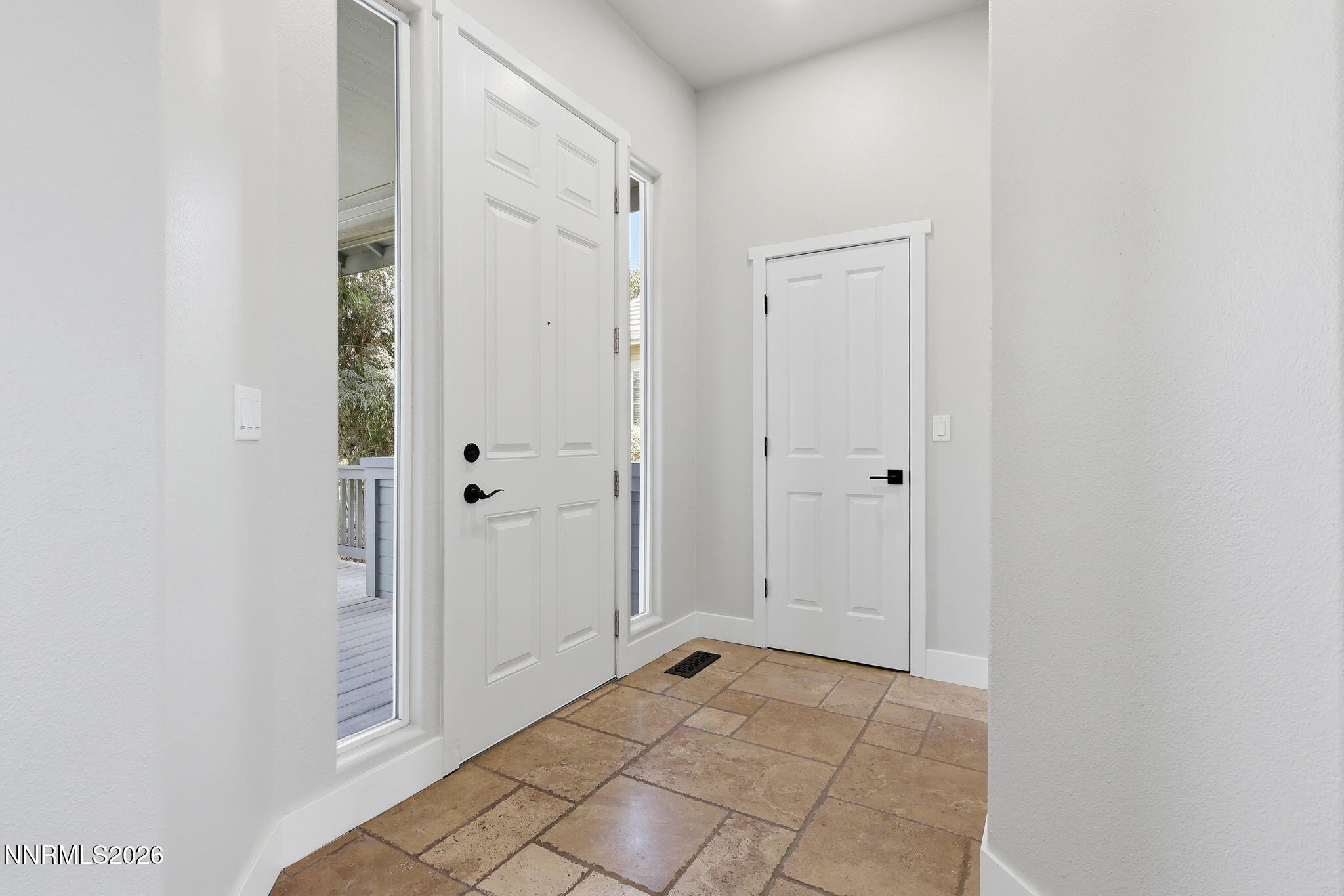1101 Turnberry Drive Property Photo 6