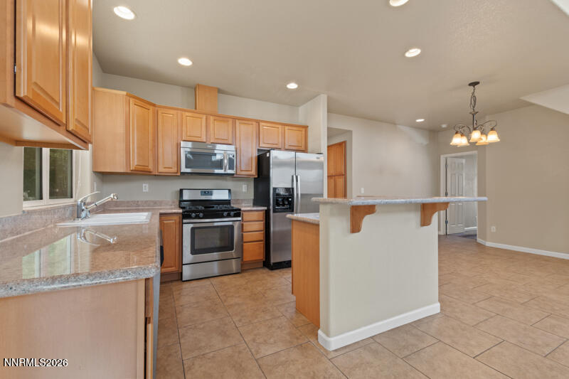 1042 Peach Blossom Way Property Photo 9