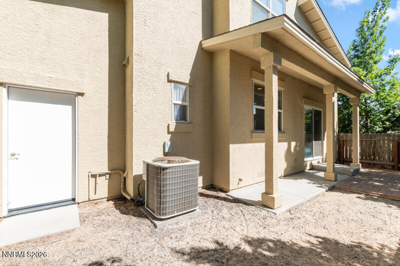 1042 Peach Blossom Way Property Photo 29