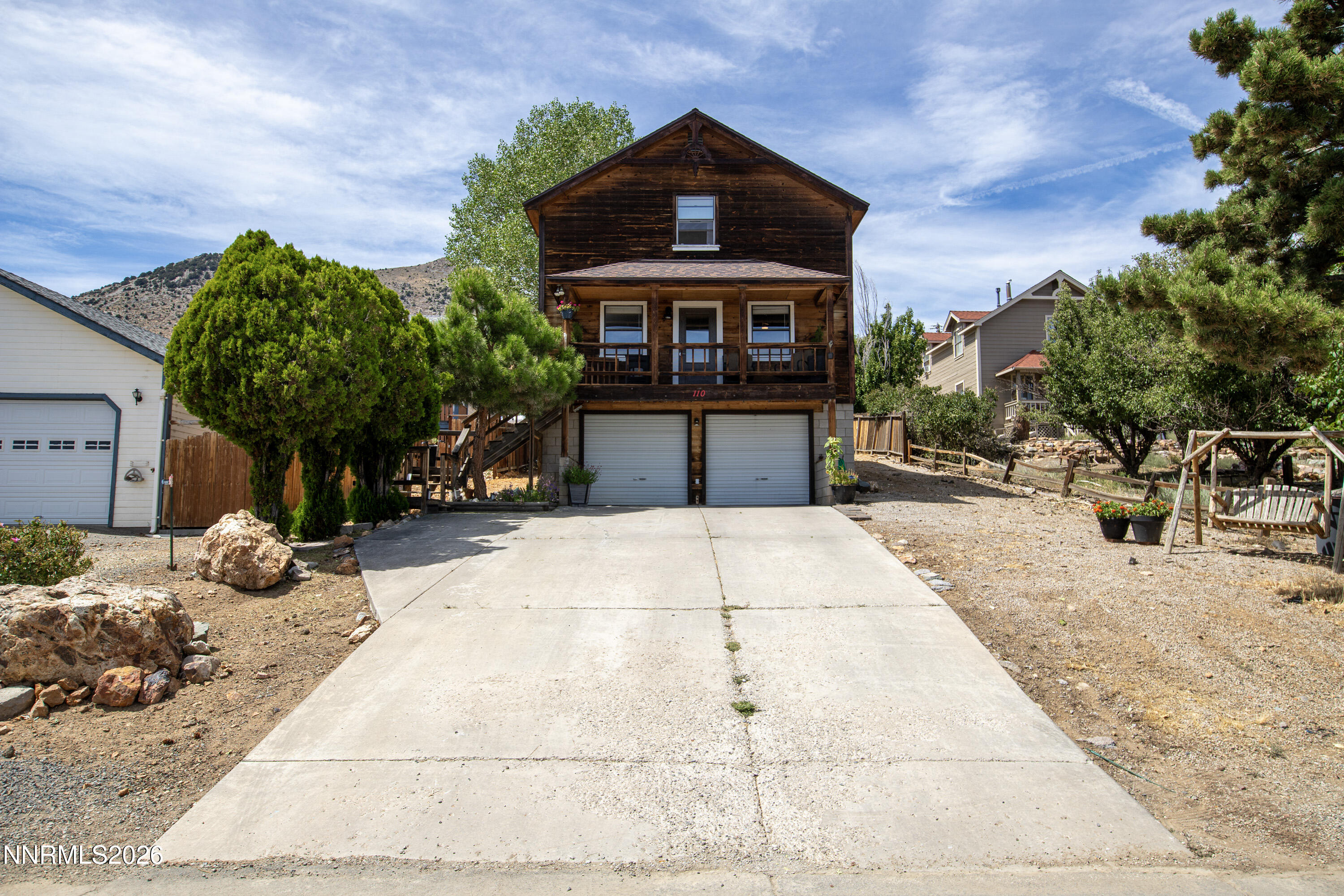 110 S R Street Property Photo 1