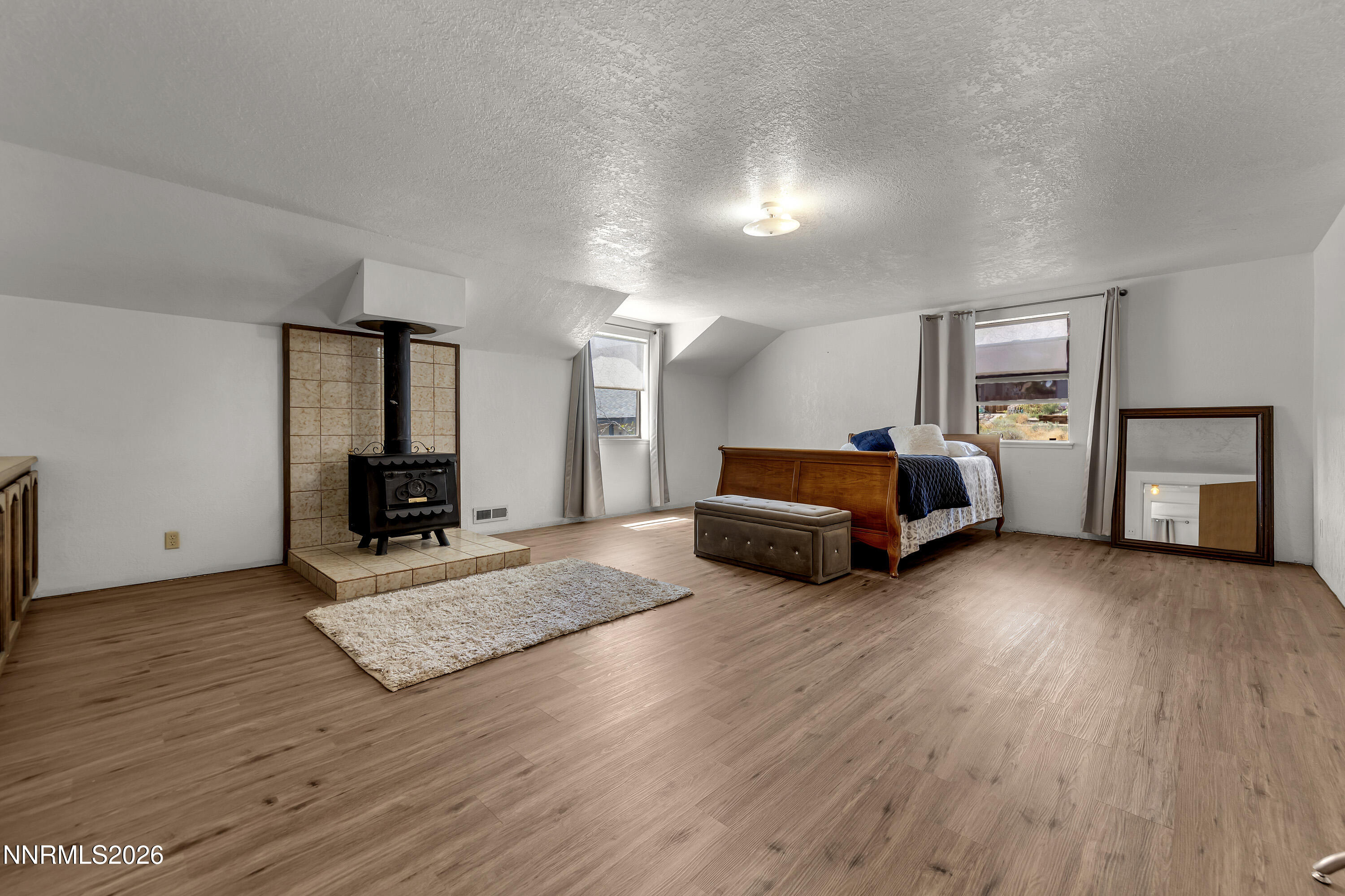 110 S R Street Property Photo 22