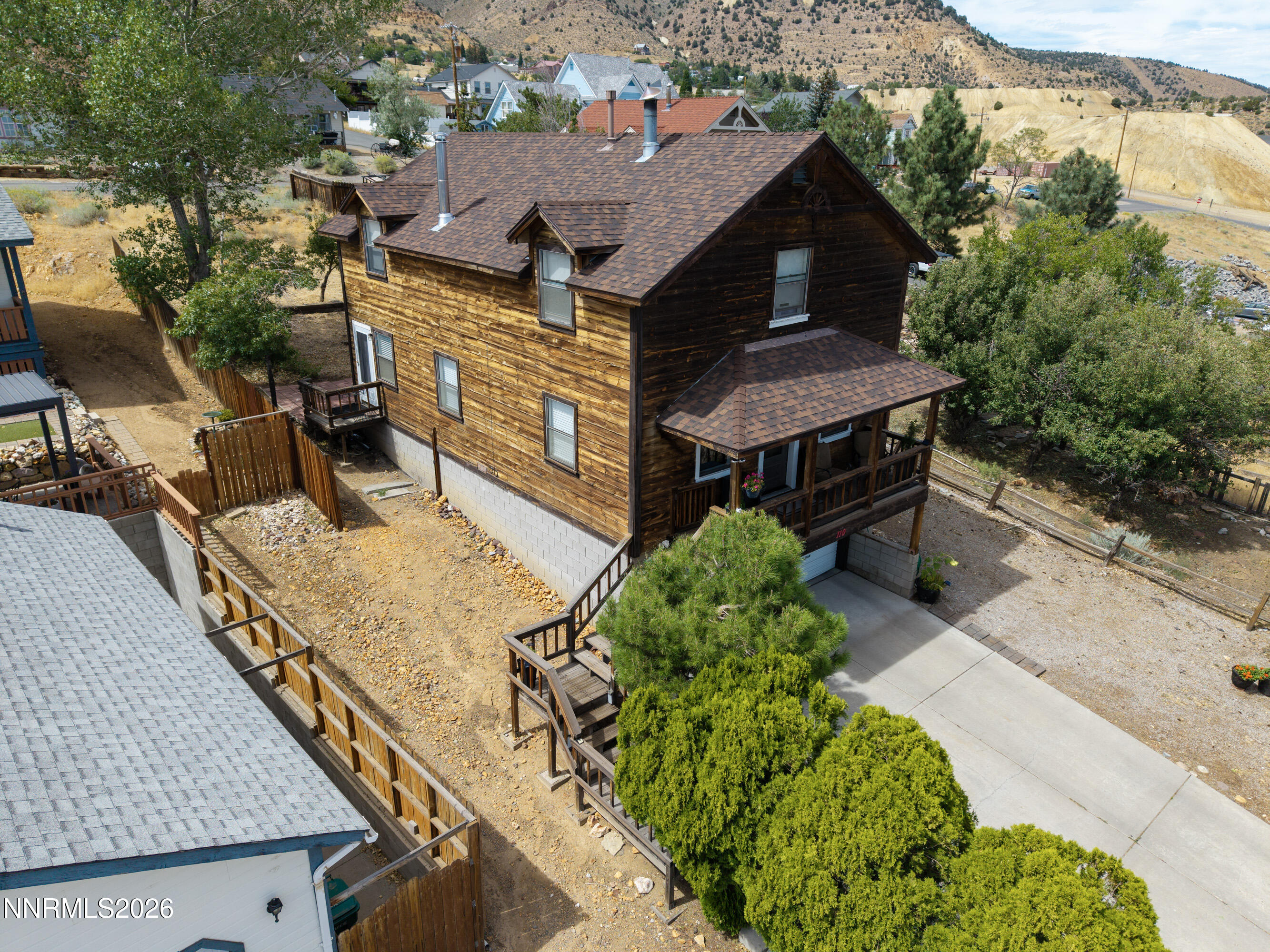 110 S R Street Property Photo 44