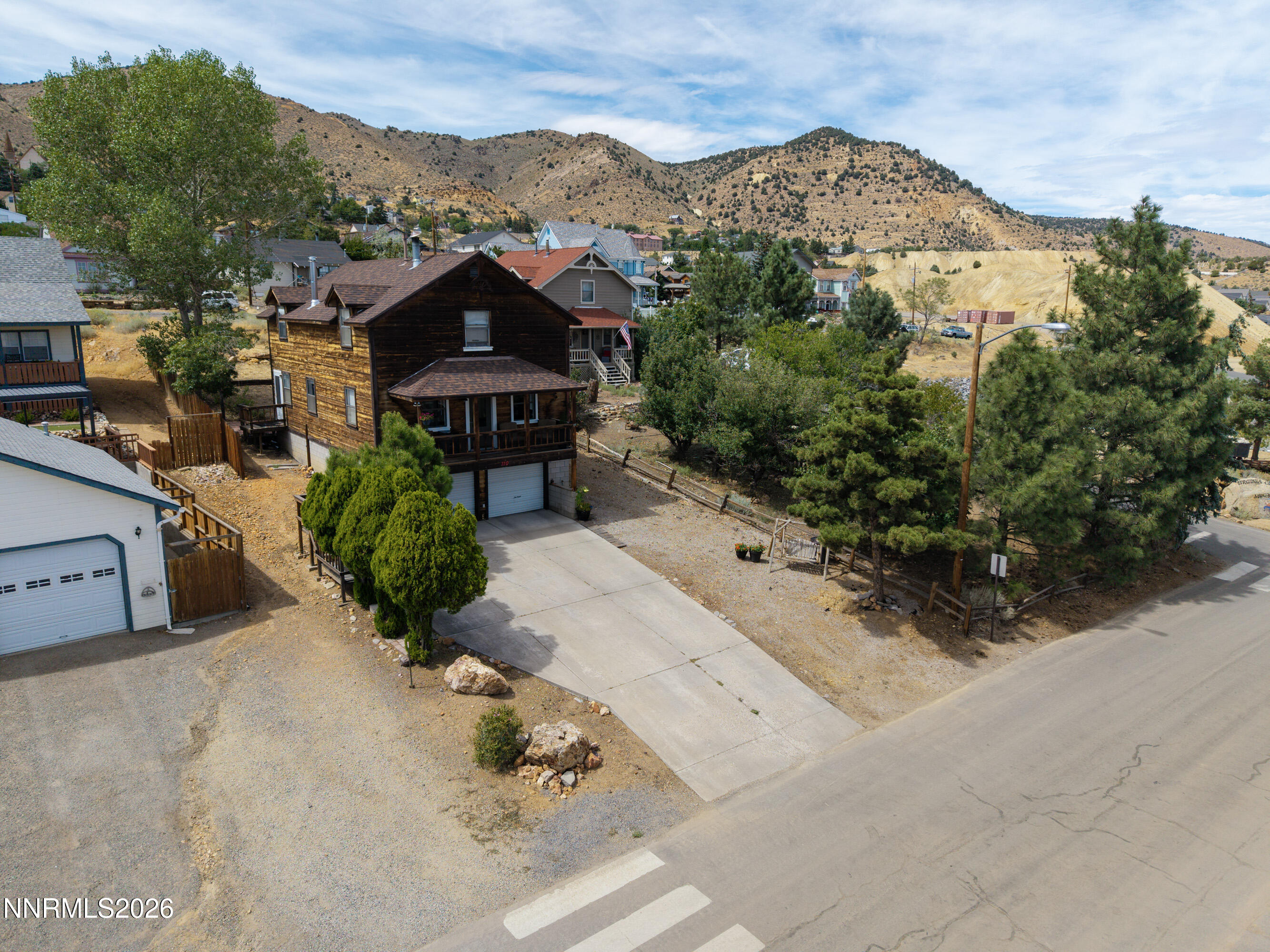 110 S R Street Property Photo 45
