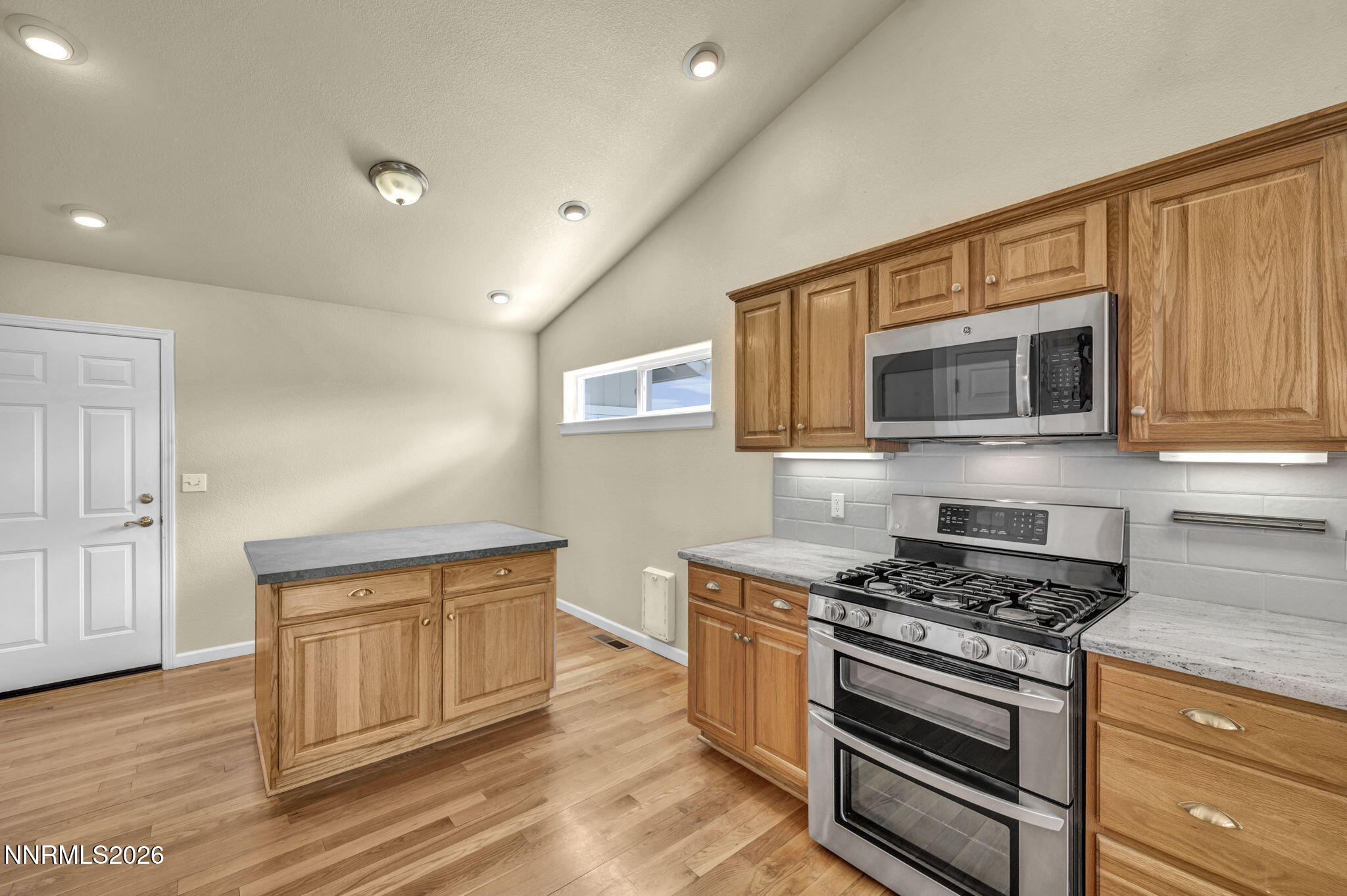 4548 Muldoon Street Property Photo 25