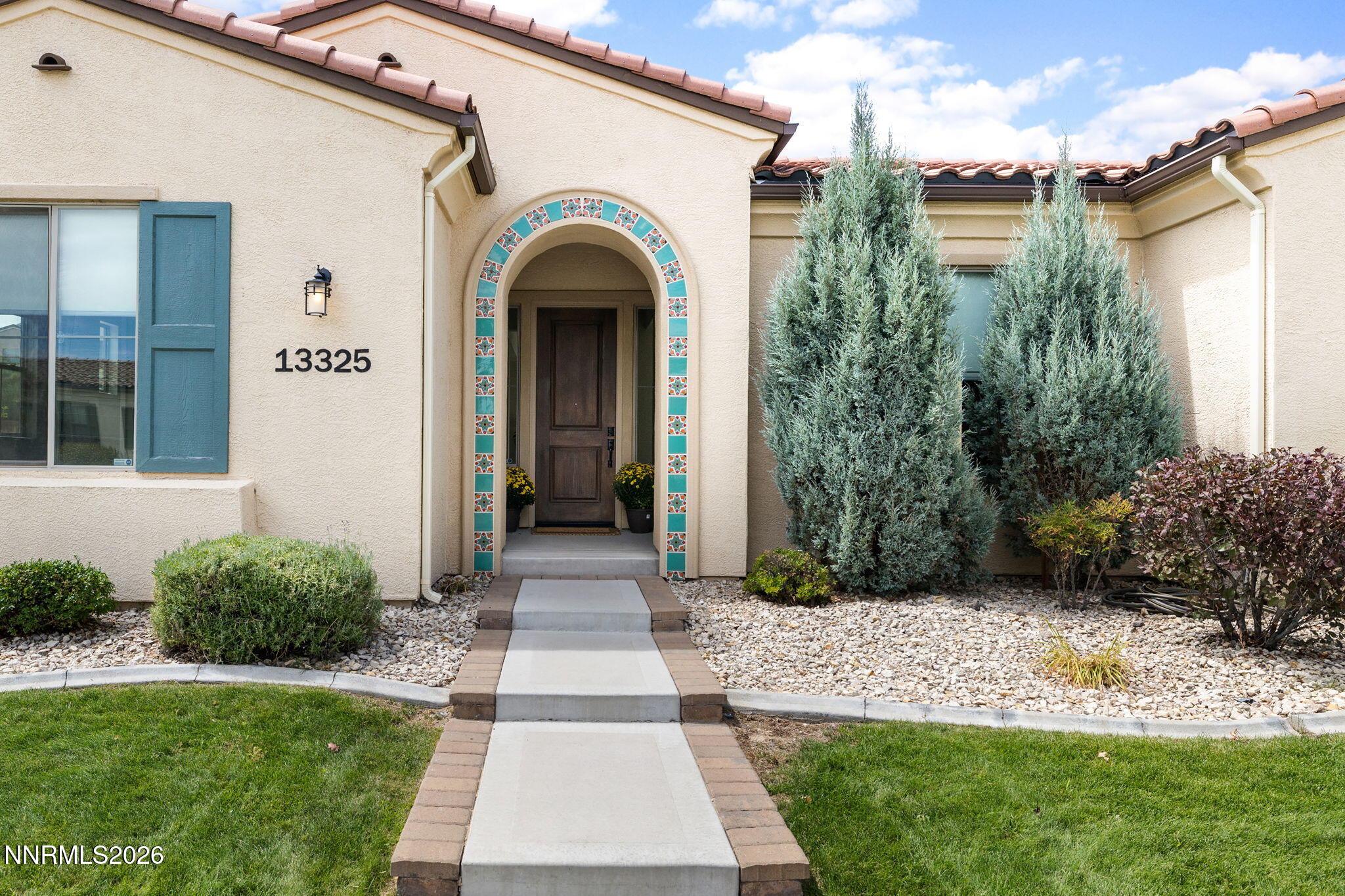 13325 Crest Valley Drive Property Photo 2
