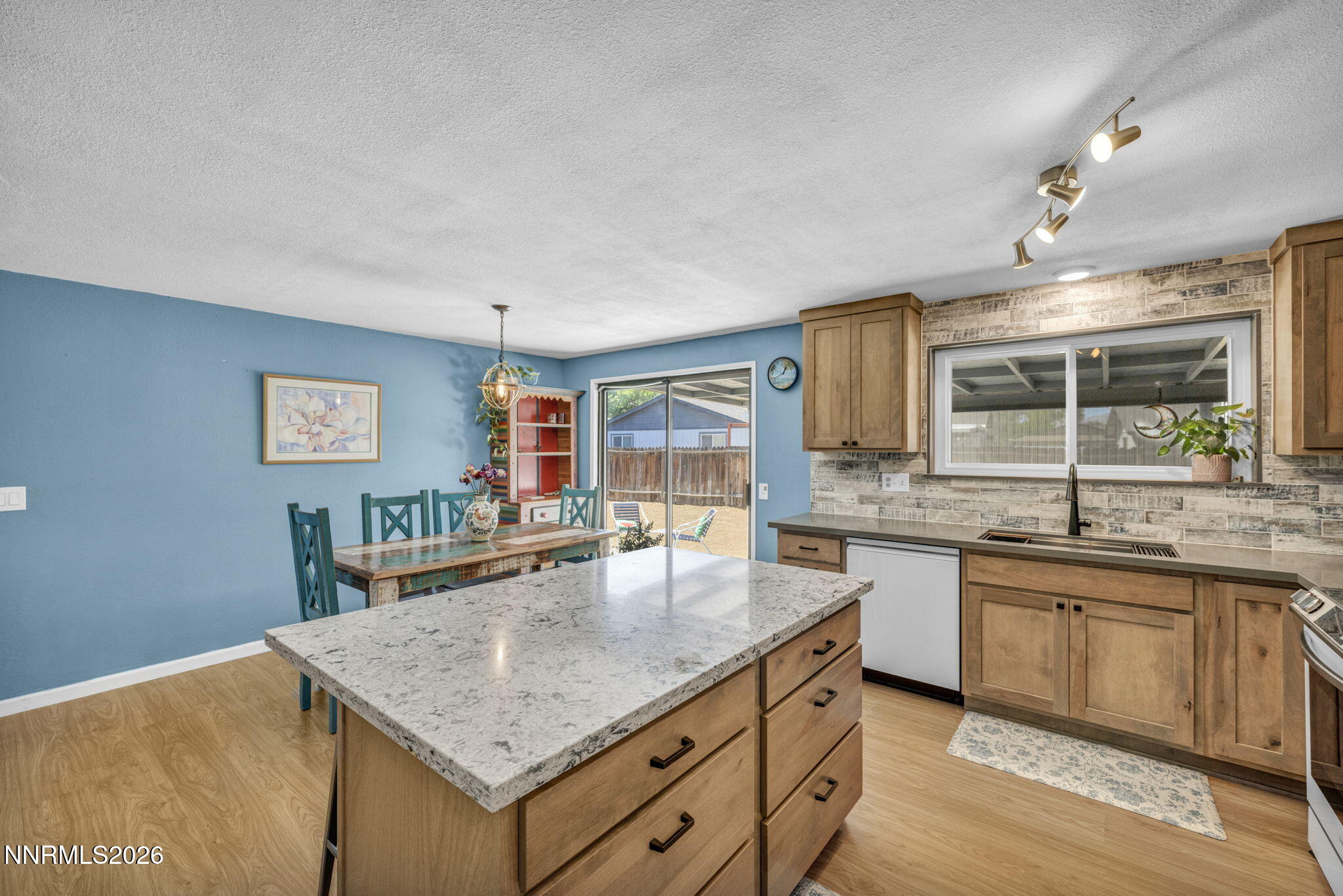 345 E Gault Way Property Photo 30