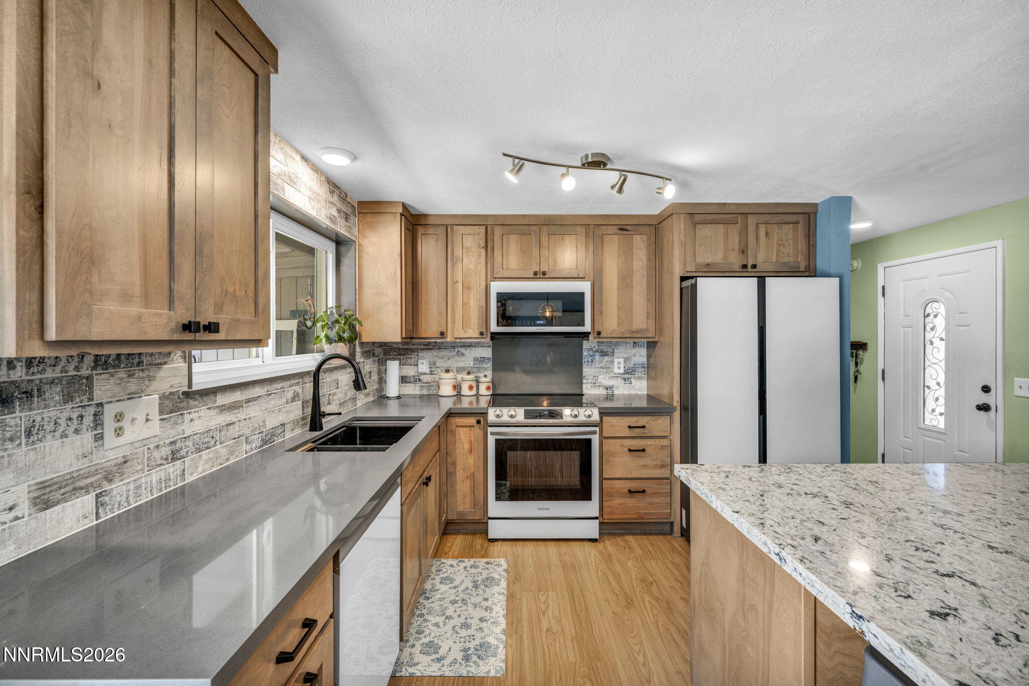345 E Gault Way Property Photo 33