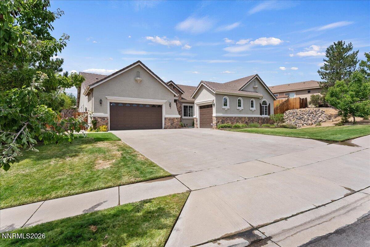 3211 Diamond Ridge Drive Property Photo 2