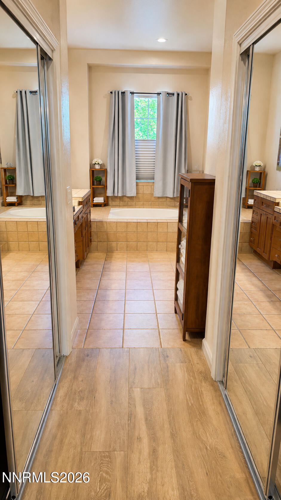 5233 N Elk River Road Property Photo 17