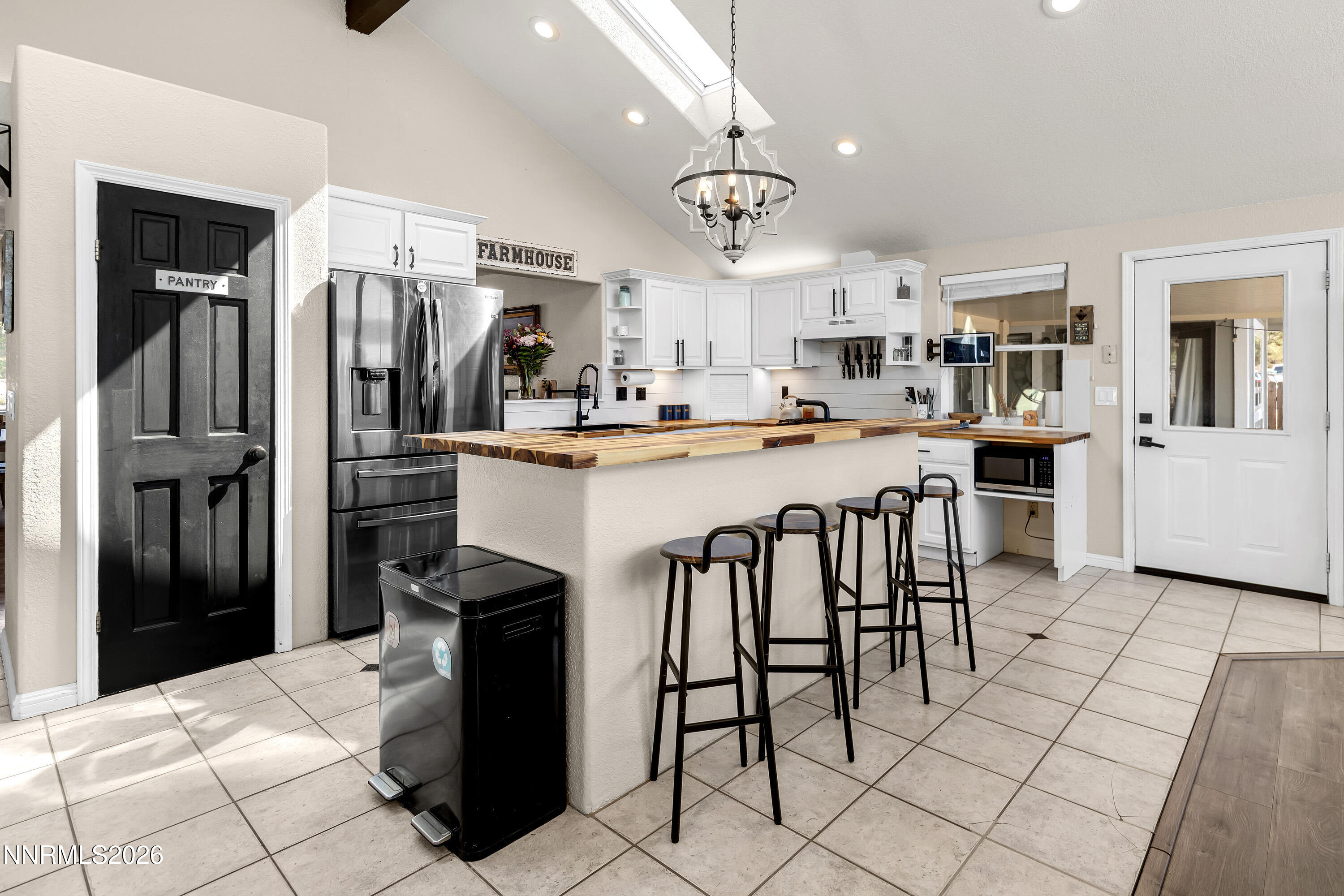 150 E Sky Ranch Boulevard Property Photo 11