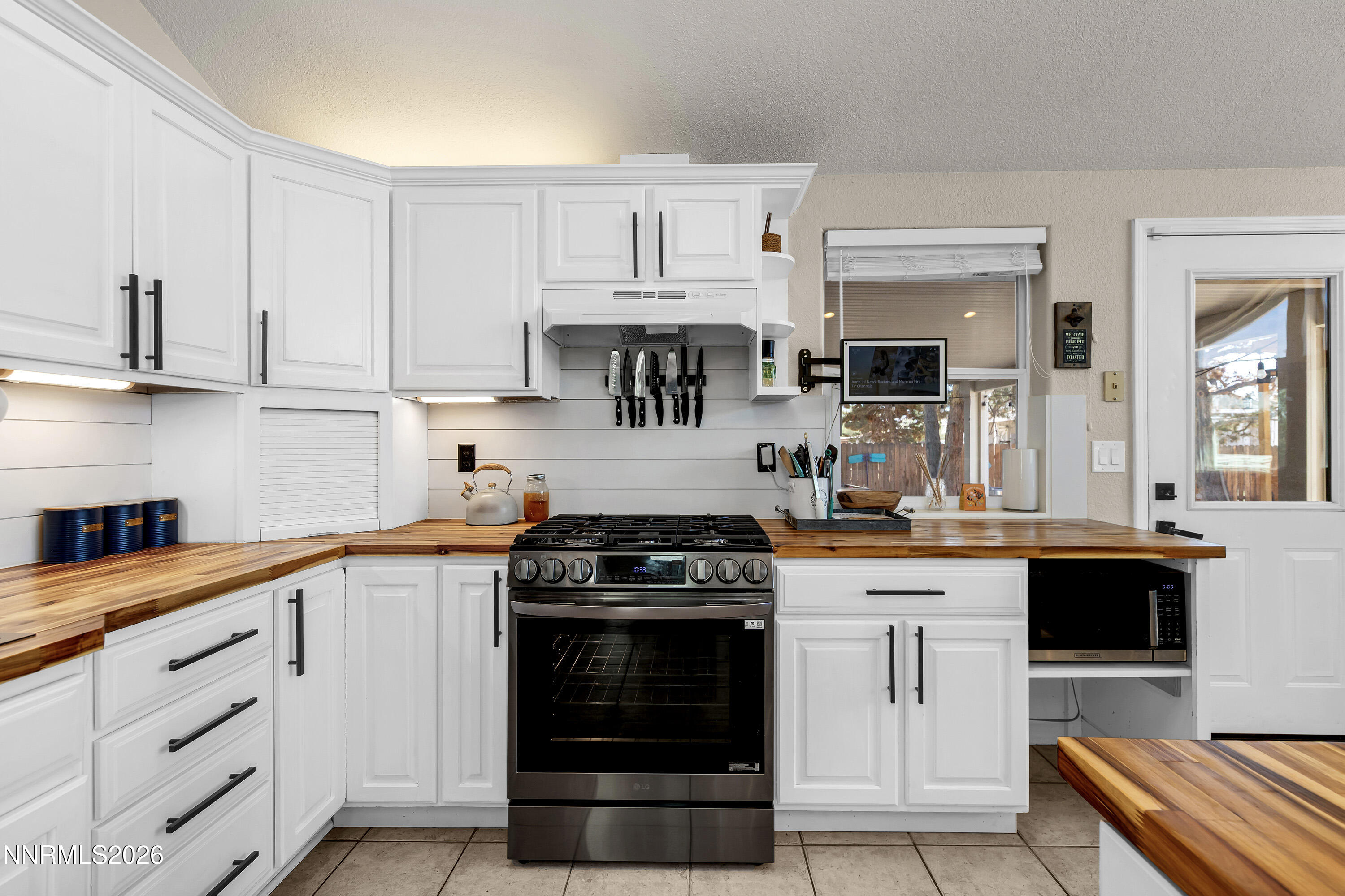150 E Sky Ranch Boulevard Property Photo 19